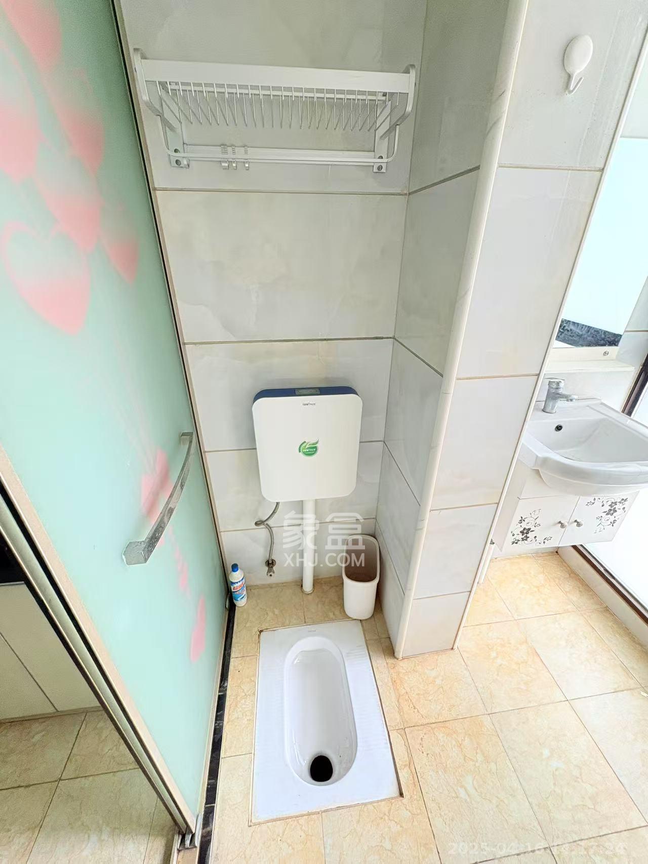 嘉顺苑  1室1厅1卫   1050.00元/月室内图
