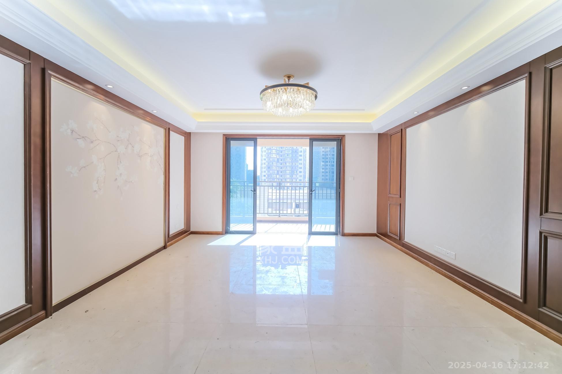 运达锦绣广场  5室2厅2卫    328.0万 运达锦绣广场  5室2厅2卫    328.0万