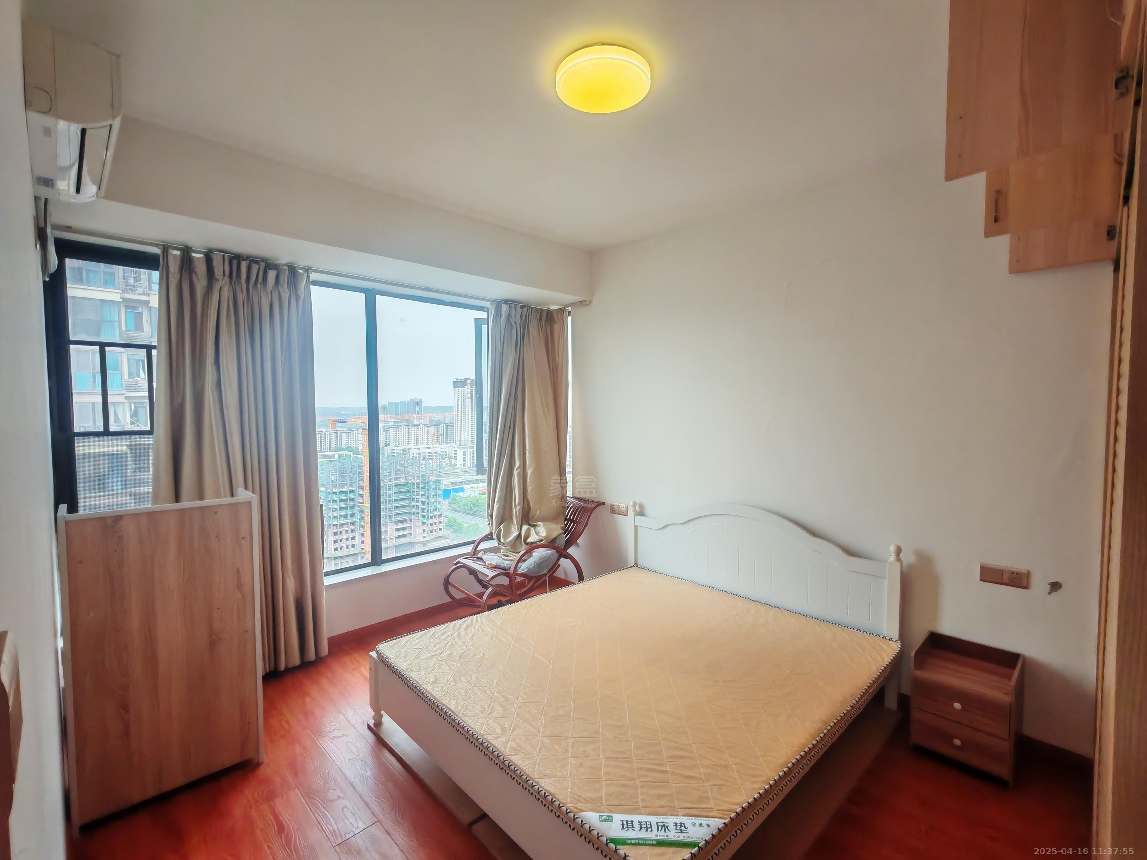 金轮翡翠名园 3室2厅1卫 1500.0元/月 金轮翡翠名园 3室2厅1卫 1500.0元/月室内图