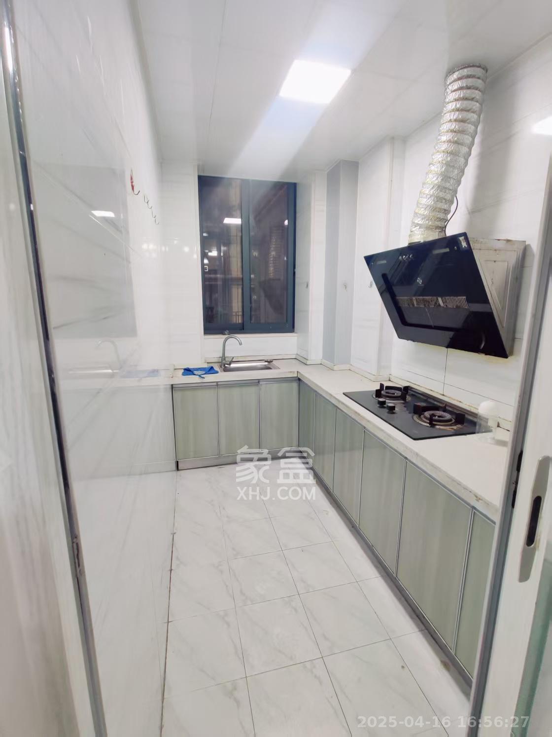 澳海澜庭 3室2厅1卫 1700.0元/月 澳海澜庭 3室2厅1卫 1700.0元/月室内图