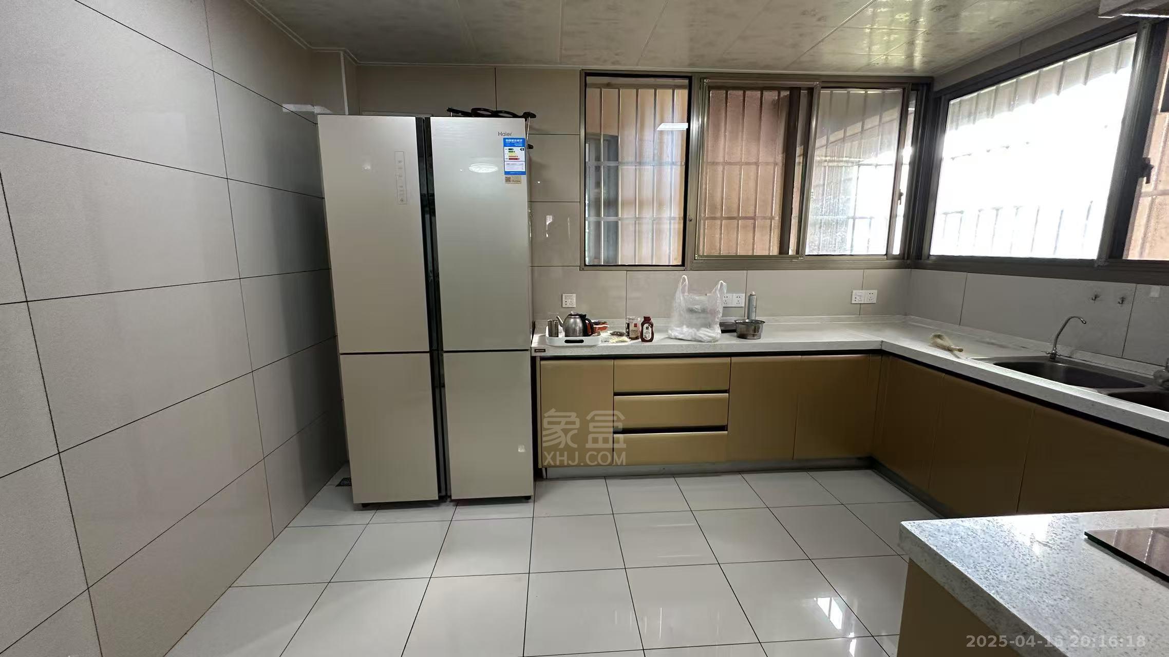 大江观邸-富基花园 4室2厅2卫 2300.0元/月 大江观邸-富基花园 4室2厅2卫 2300.0元/月室内图