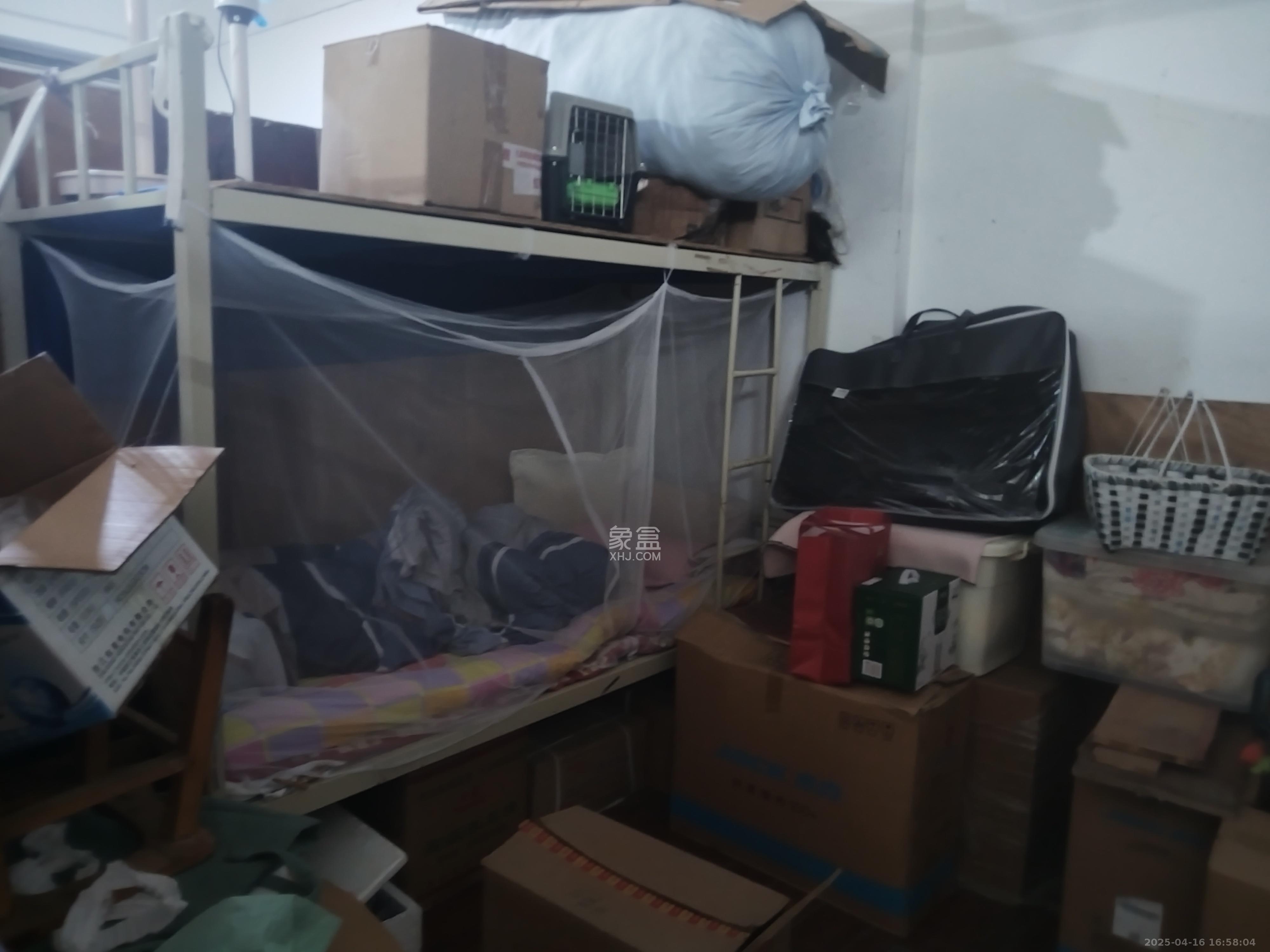 金石蓉园   80.0㎡      2800.0元/月室内图