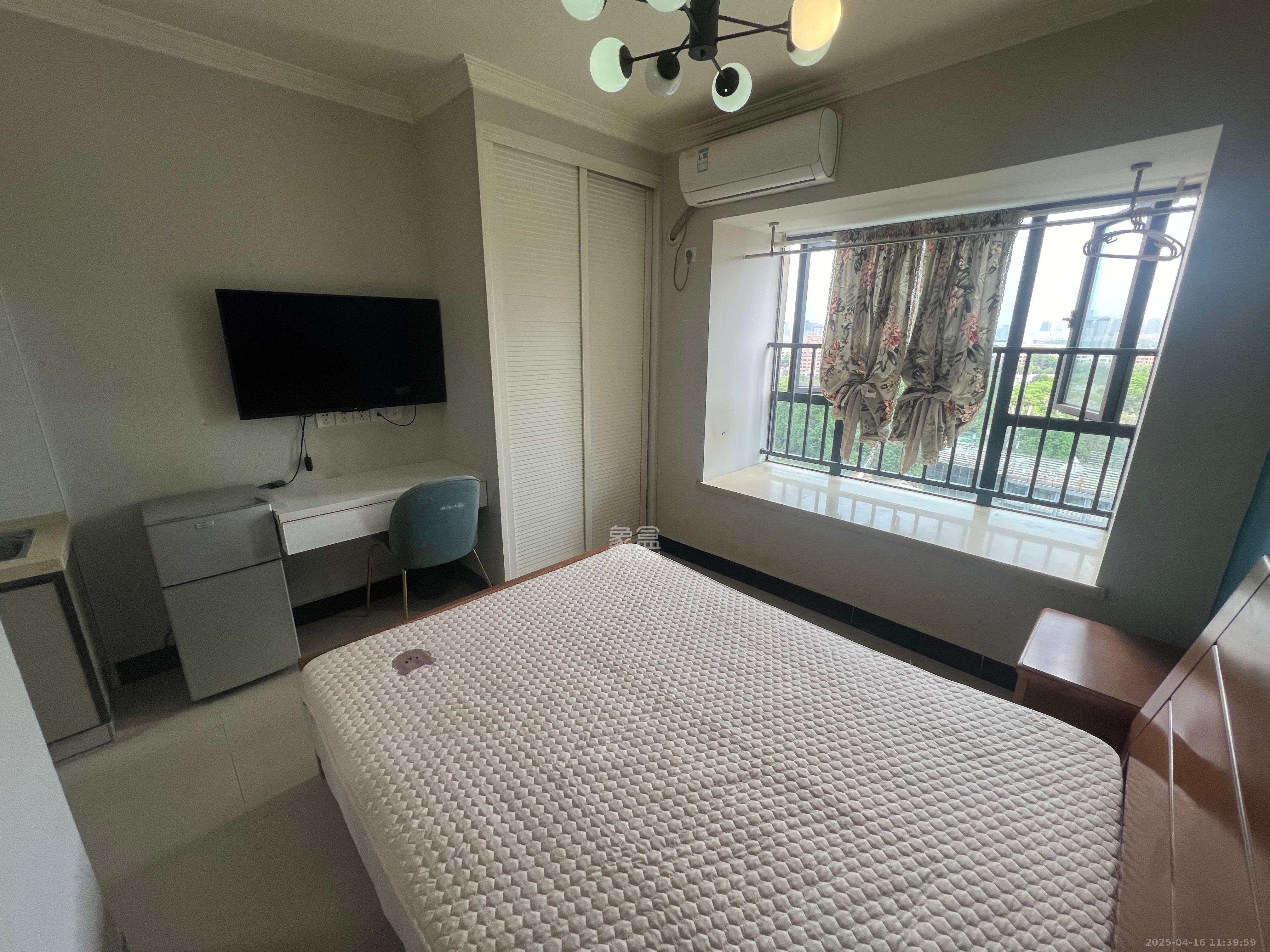 好莱城(弘德西街) 1室1厅1卫 1200.0元/月 好莱城(弘德西街) 1室1厅1卫 1200.0元/月室内图