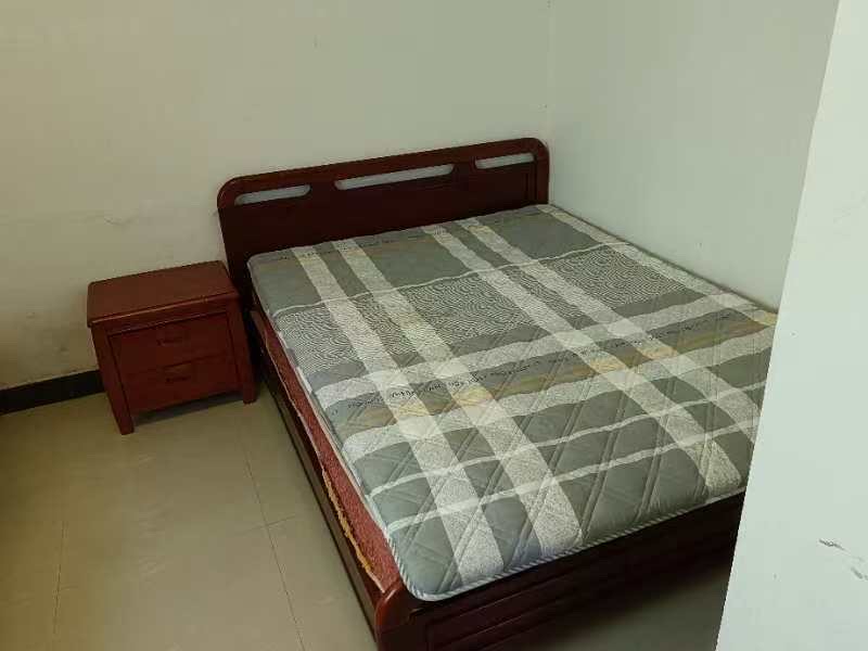 金钟大厦 2室1厅1卫 68.0万 金钟大厦 2室1厅1卫 68.0万客厅