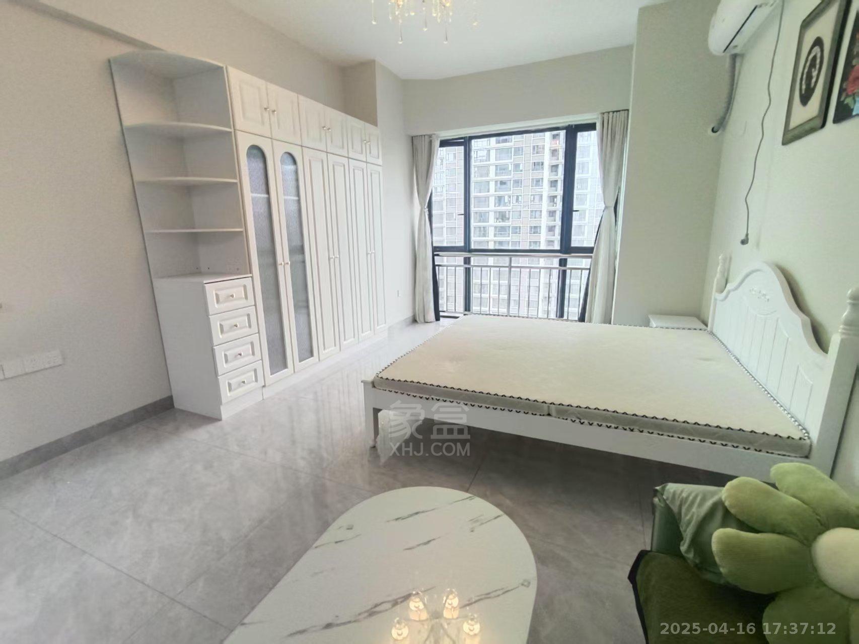 朗廷览江 1室0厅0卫 1500.0元/月 朗廷览江 1室0厅0卫 1500.0元/月室内图