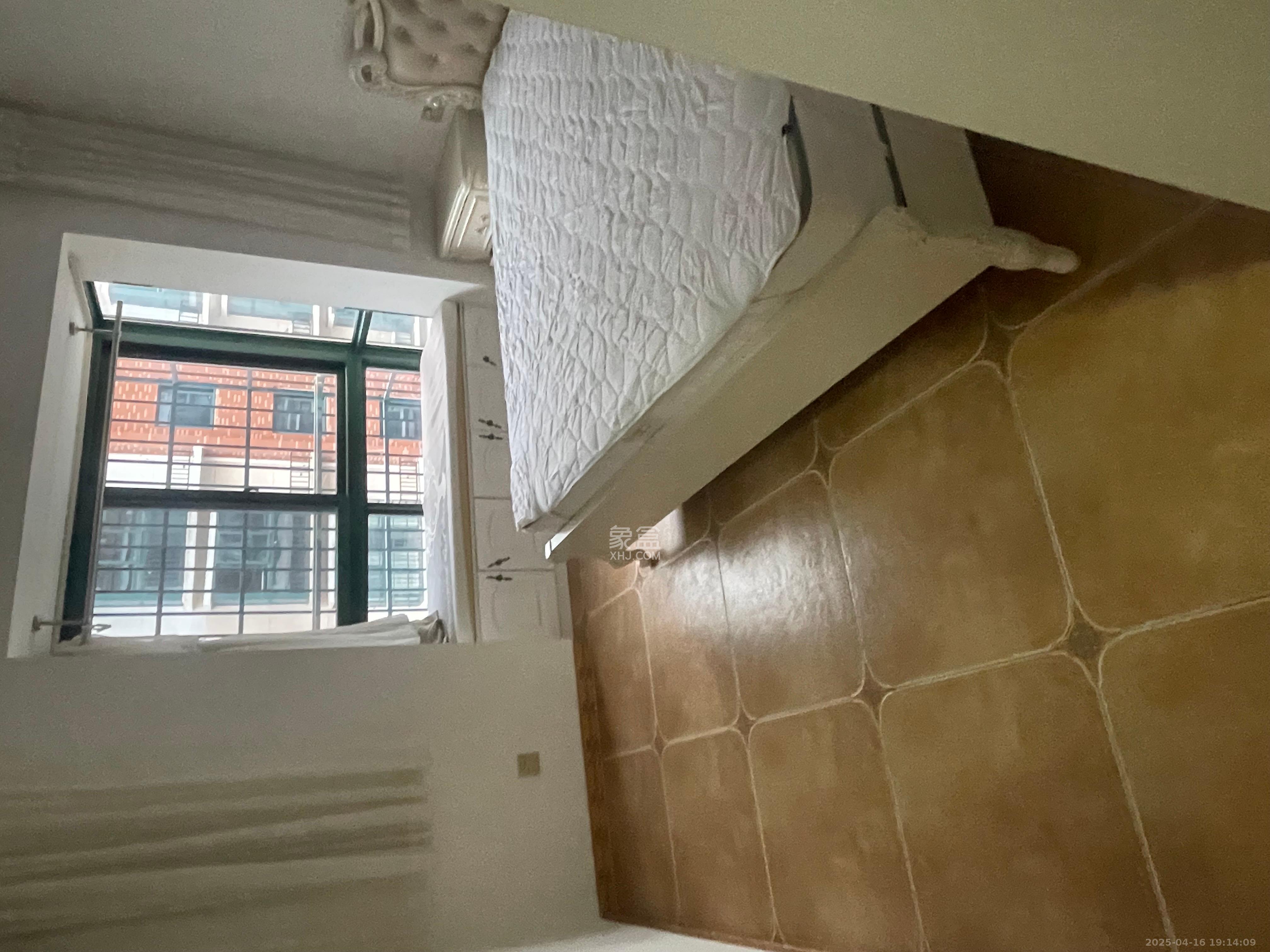 芙蓉万国城MOMA(卓越汇富苑)  1室1厅1卫    1500.0元/月 芙蓉万国城MOMA(卓越汇富苑)  1室1厅1卫    1500.0元/月室内图