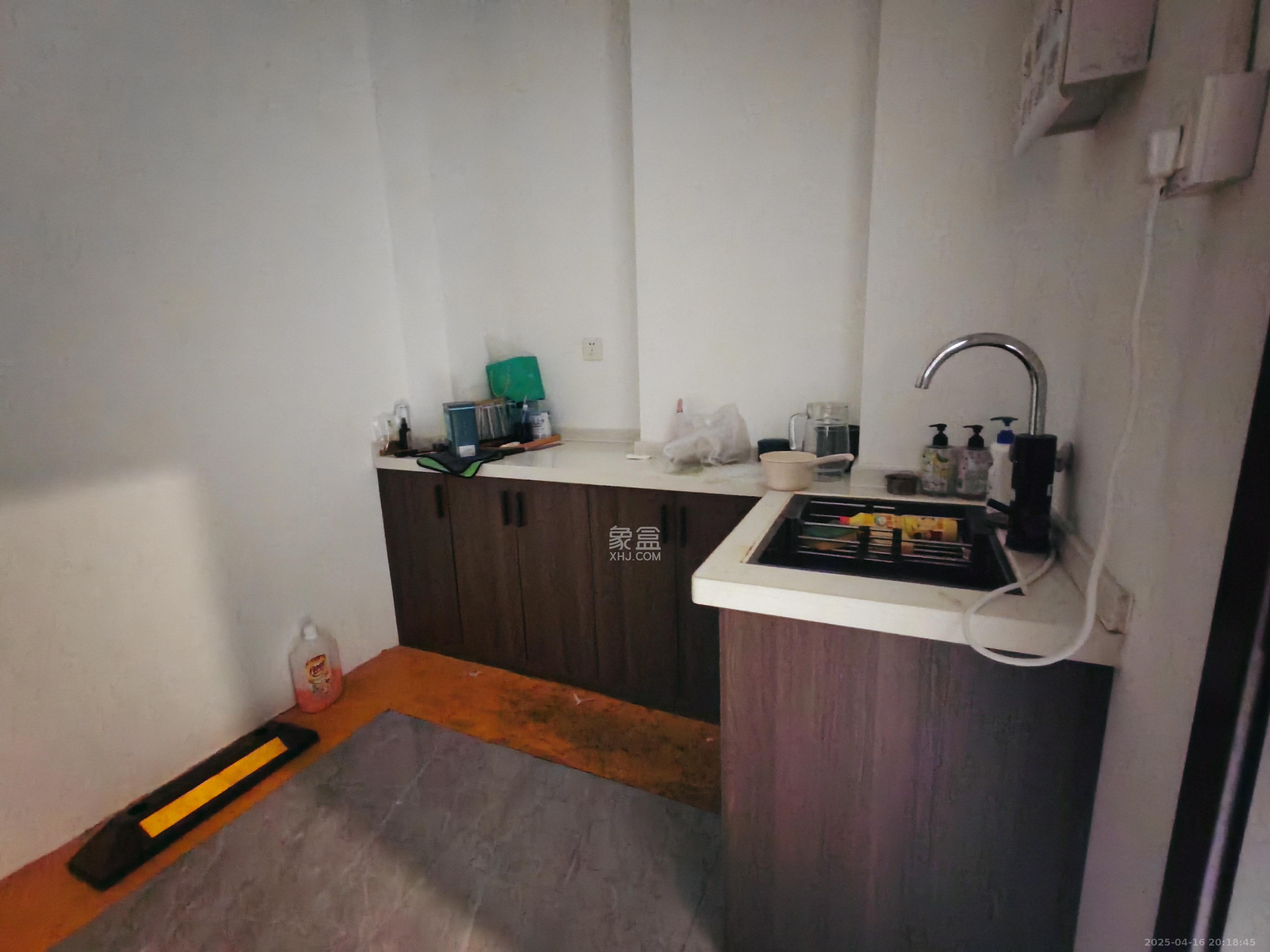 旭辉汇樾城 1室1厅1卫 1400.0元/月 旭辉汇樾城 1室1厅1卫 1400.0元/月室内图