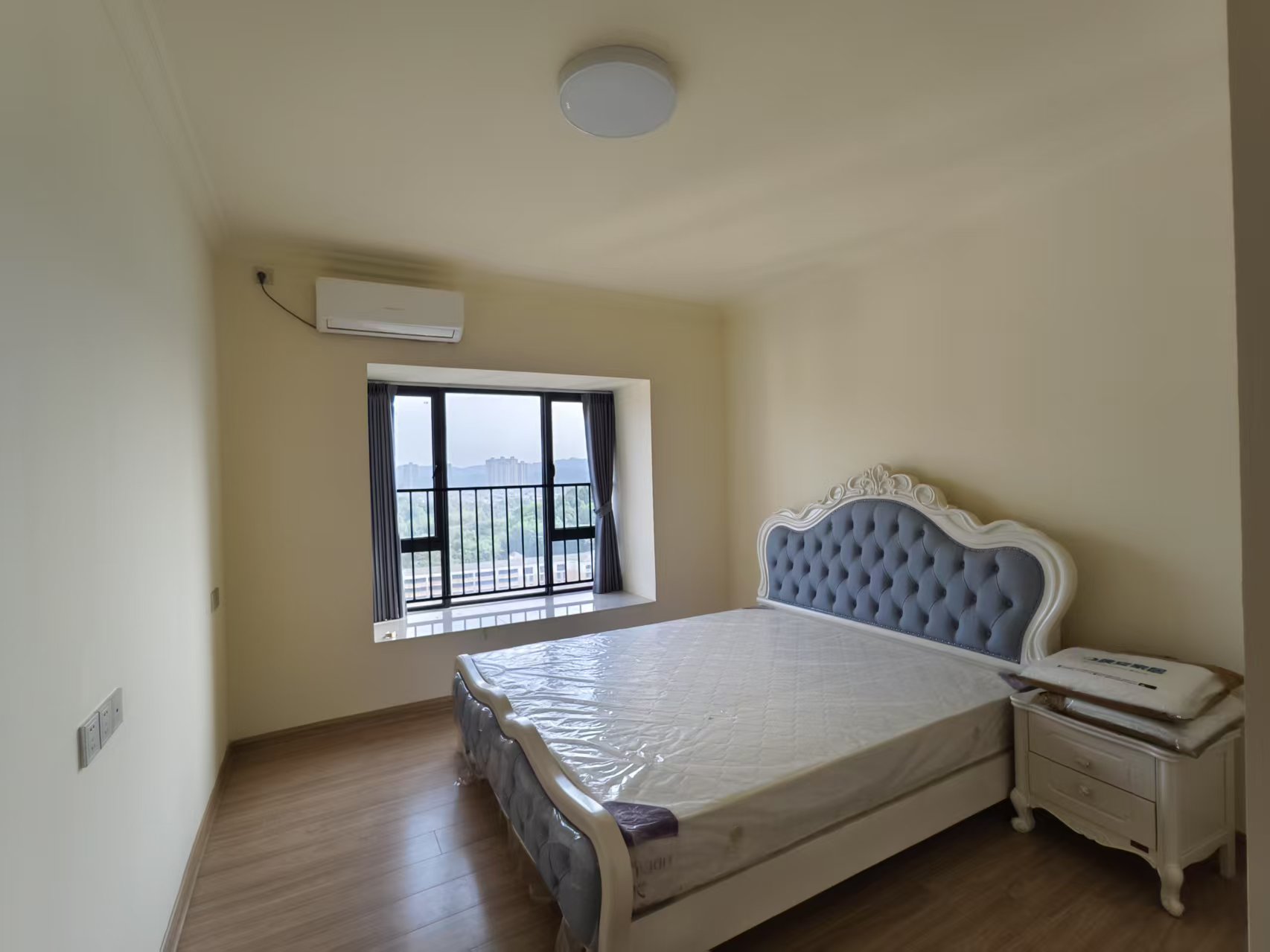 碧桂园梓山府 4室2厅2卫 2500.0元/月 碧桂园梓山府 4室2厅2卫 2500.0元/月室内图