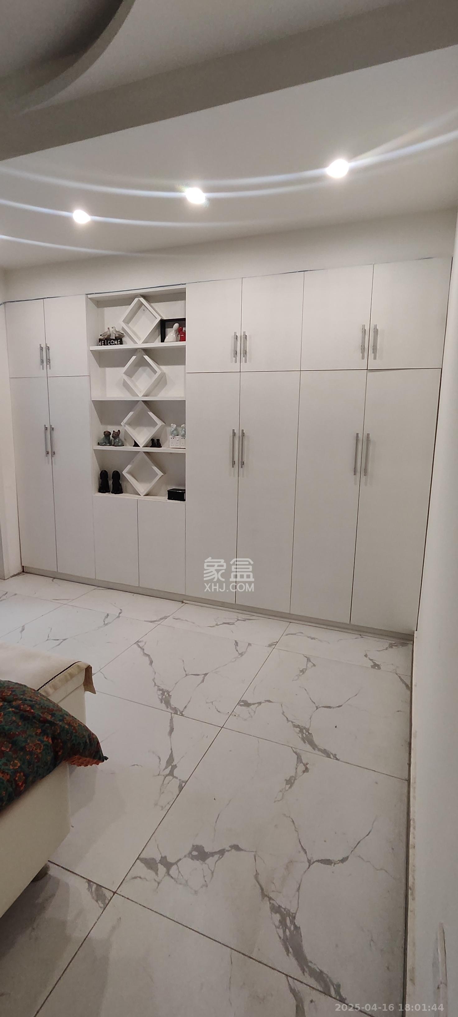 都市阳光大厦  1室1厅1卫   2700.00元/月室内图
