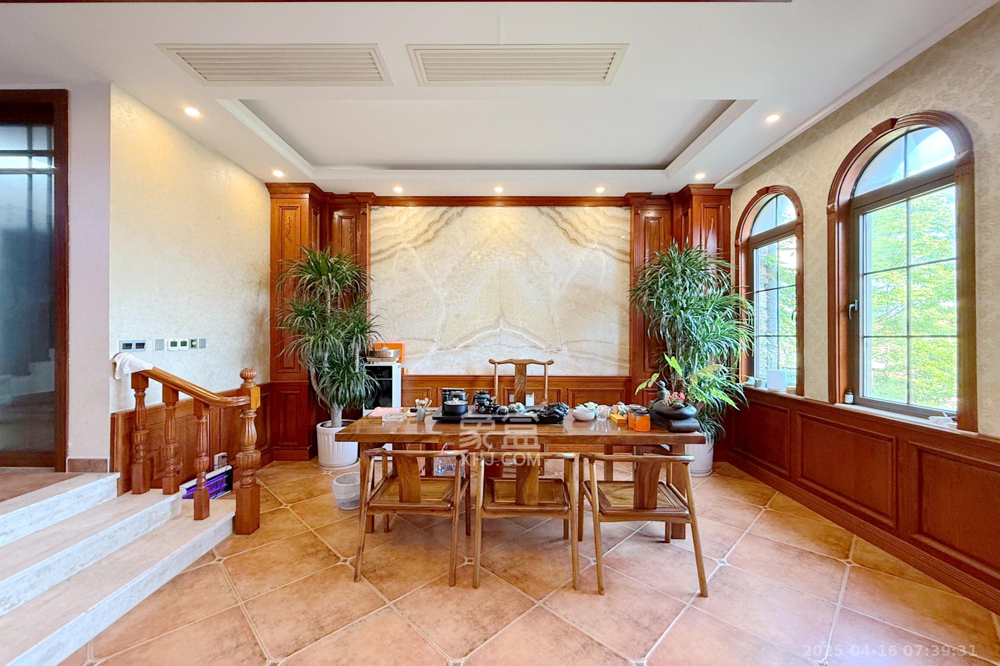 金地三千府(金地湖山樾、金地自在城) 5室3厅4卫 498.0万 金地三千府(金地湖山樾、金地自在城) 5室3厅4卫 498.0万其他