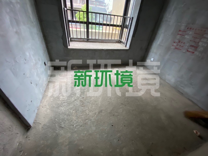 韦斯特城市花园  2室0厅0卫   48.80万客厅