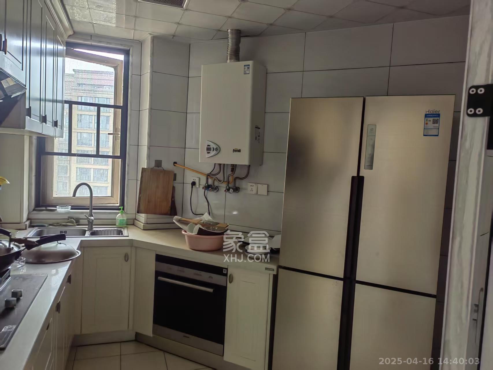 怡海星城 3室2厅1卫 2300.0元/月 怡海星城 3室2厅1卫 2300.0元/月室内图