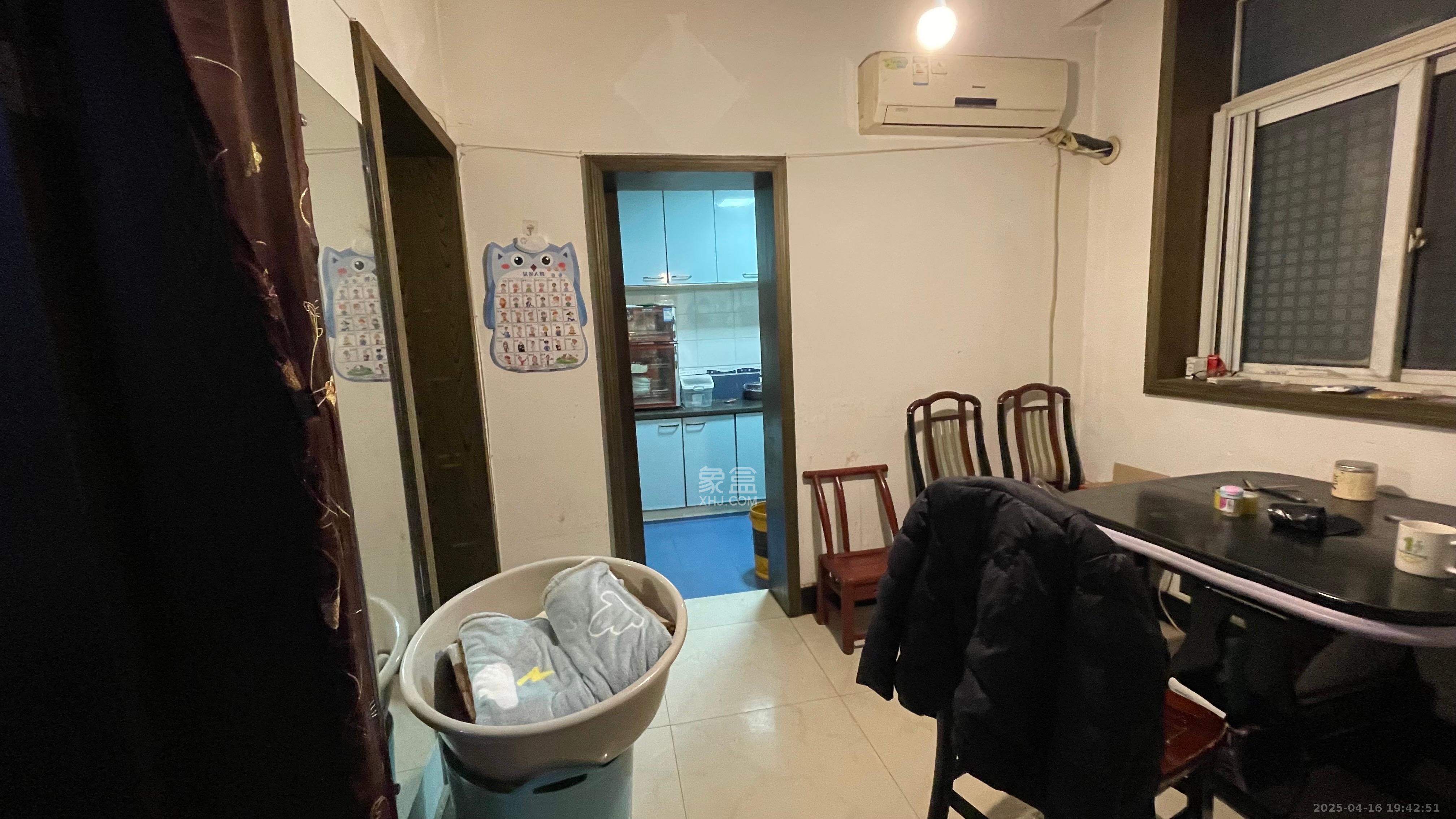 湖南省冶金材料研究所宿舍  3室2厅1卫   1500.00元/月