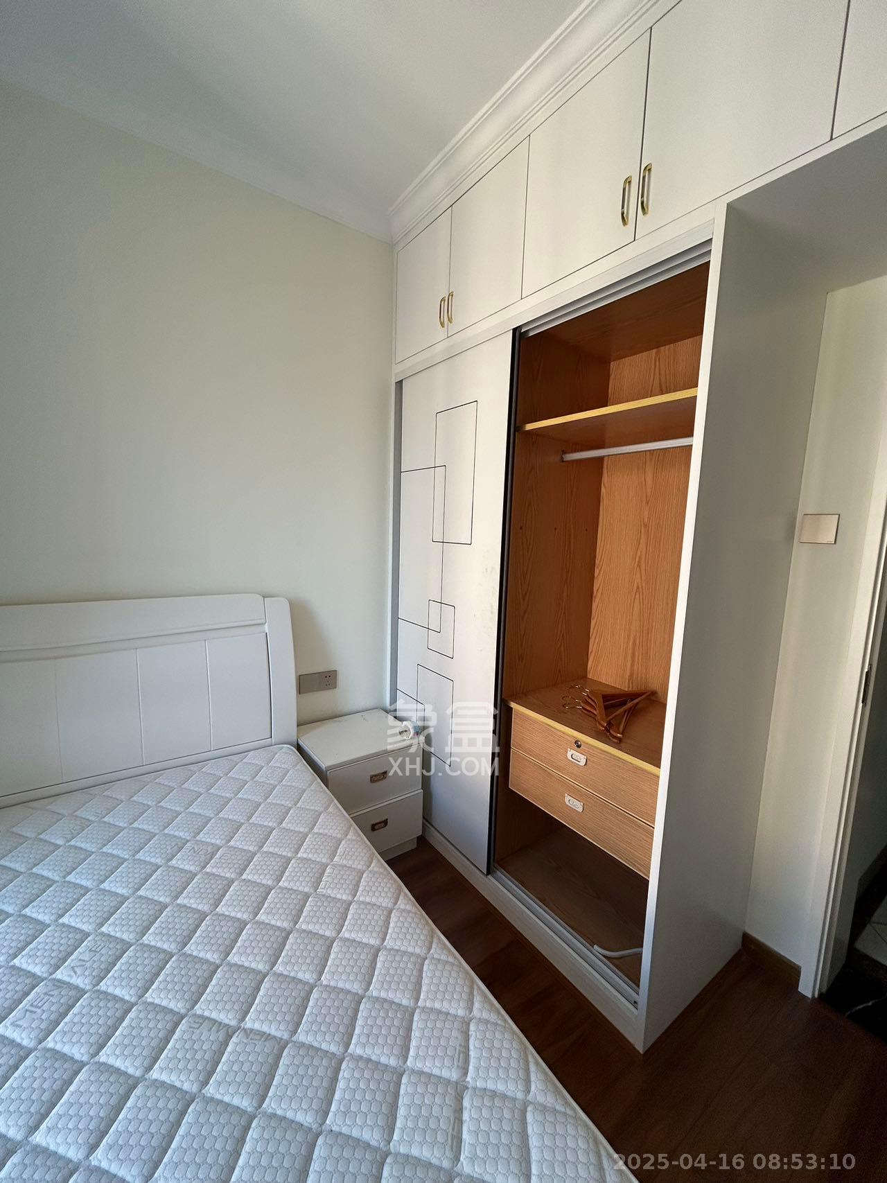 博长山水香颐  3室2厅1卫    2200.0元/月 博长山水香颐  3室2厅1卫    2200.0元/月室内图