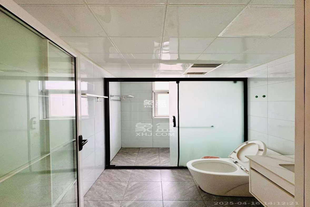 北辰三角洲C3区  3室2厅2卫    5800.0元/月 北辰三角洲C3区  3室2厅2卫    5800.0元/月室内图