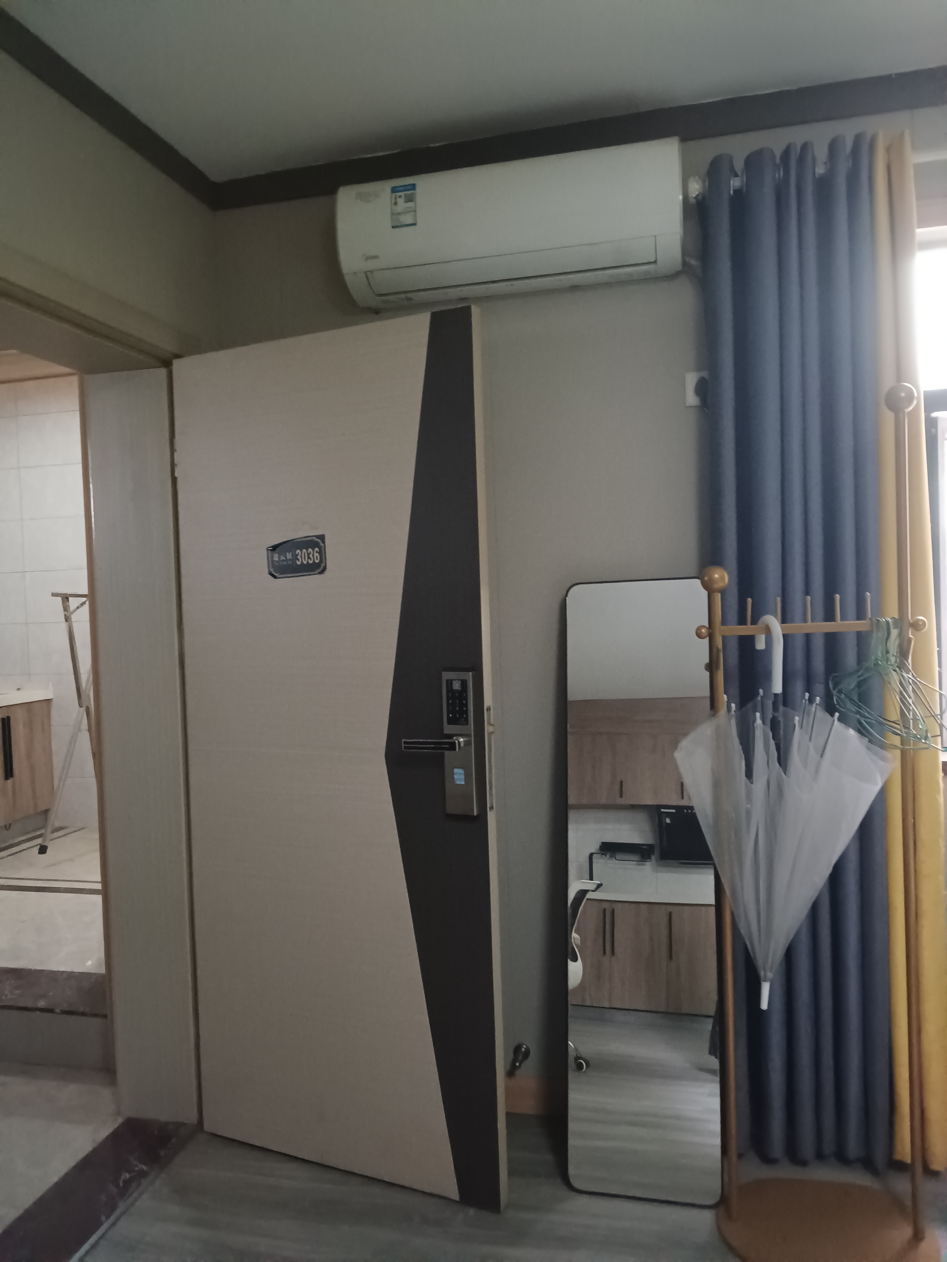 雁城世家  1室1厅1卫   1200.00元/月室内图