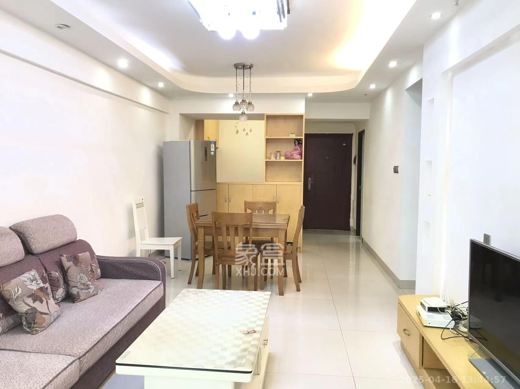 新长海广场 2室2厅1卫 1700.0元/月 新长海广场 2室2厅1卫 1700.0元/月室内图