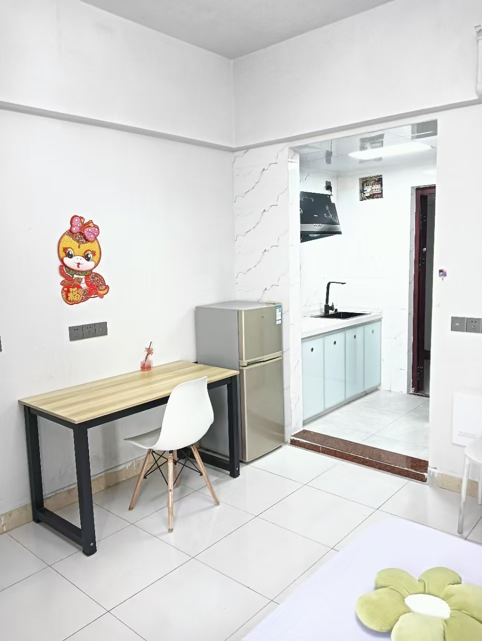 华发大厦  1室1厅1卫   1380.00元/月