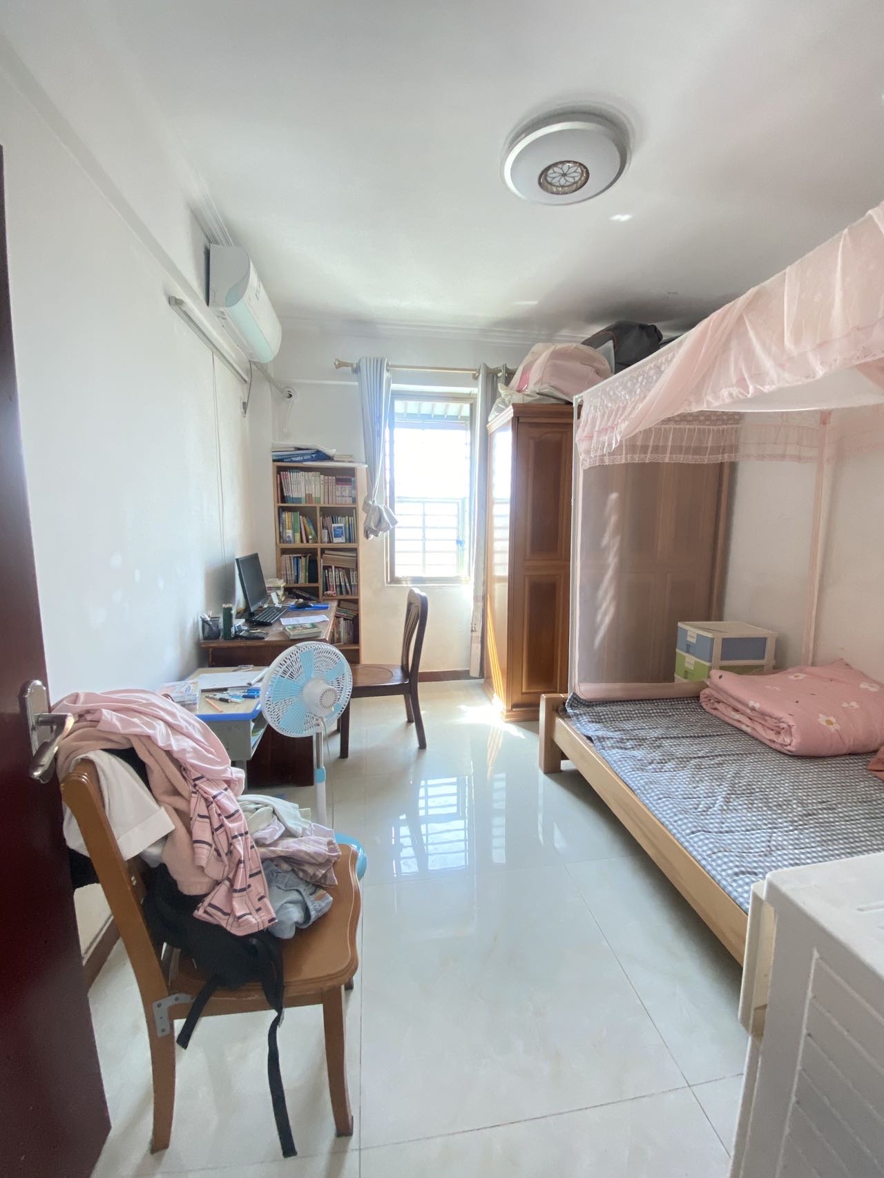 佳尚公寓 2室2厅1卫 75.0万 佳尚公寓 2室2厅1卫 75.0万客厅