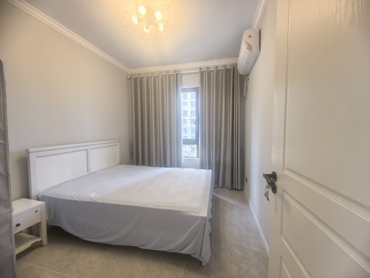 滨海新天地 3室2厅2卫 3000.0元/月 滨海新天地 3室2厅2卫 3000.0元/月室内图