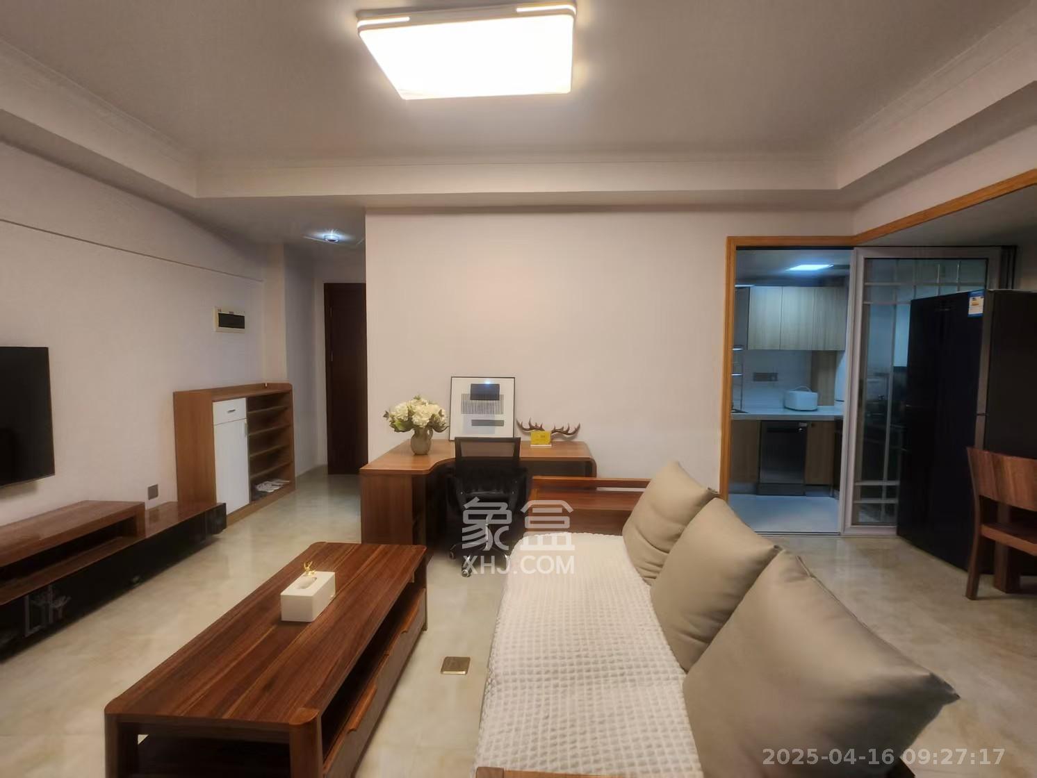 东怡外国(南湖一号)  2室1厅1卫    2600.0元/月 东怡外国(南湖一号)  2室1厅1卫    2600.0元/月室内图1