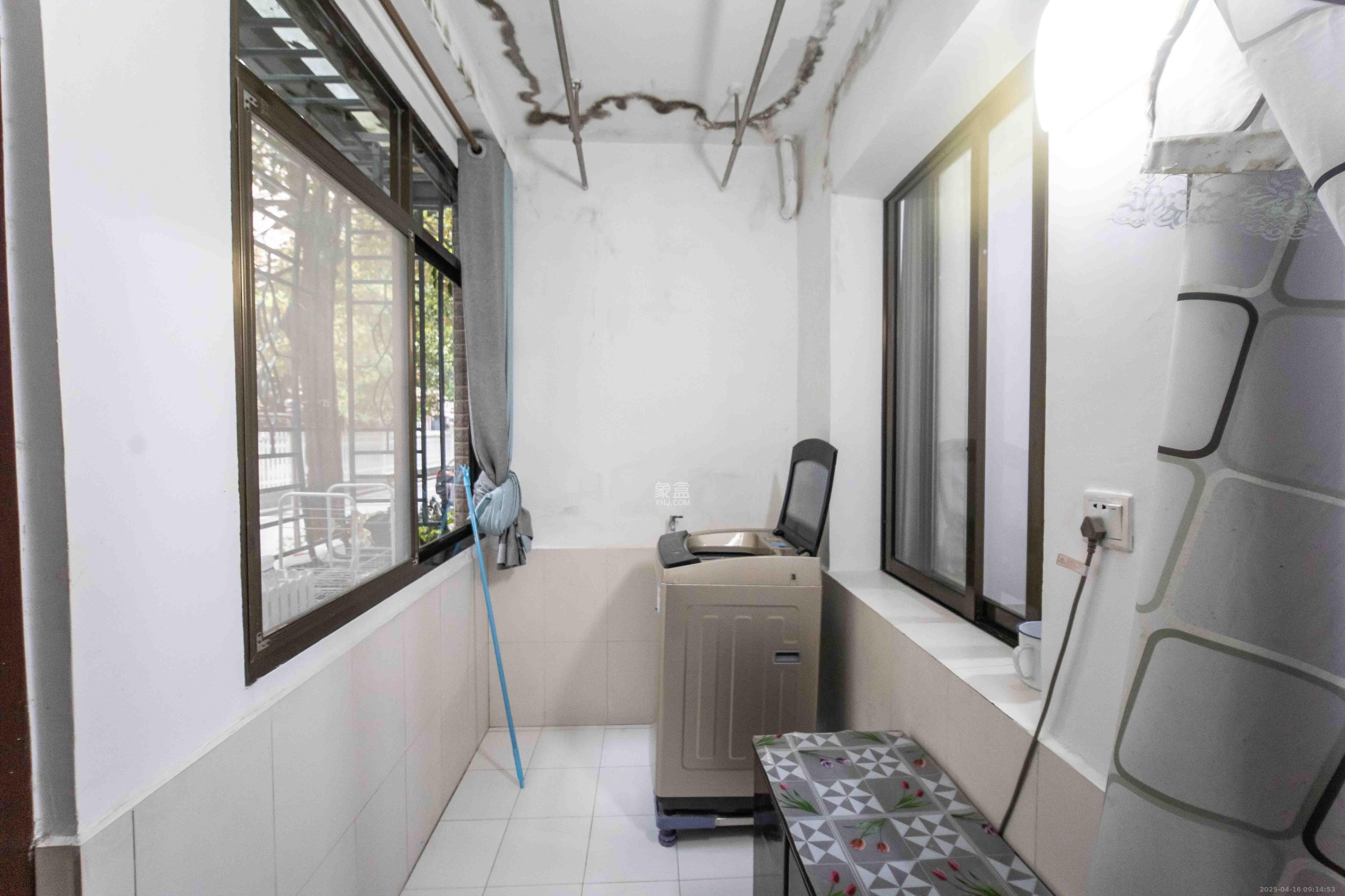 荷晏小区  3室1厅1卫    2100.0元/月 荷晏小区  3室1厅1卫    2100.0元/月室内图