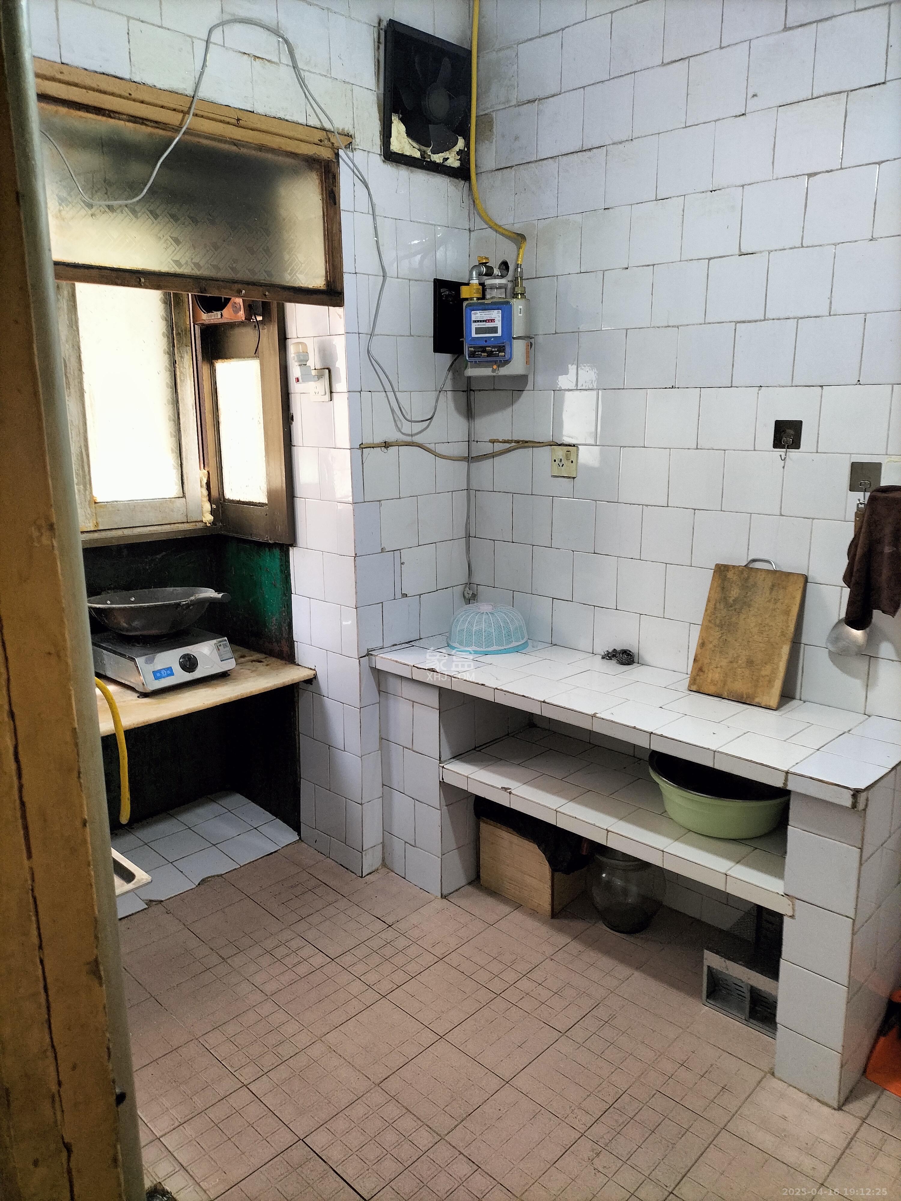 工农新村(工农桥社区) 2室1厅1卫 1800.0元/月 工农新村(工农桥社区) 2室1厅1卫 1800.0元/月室内图