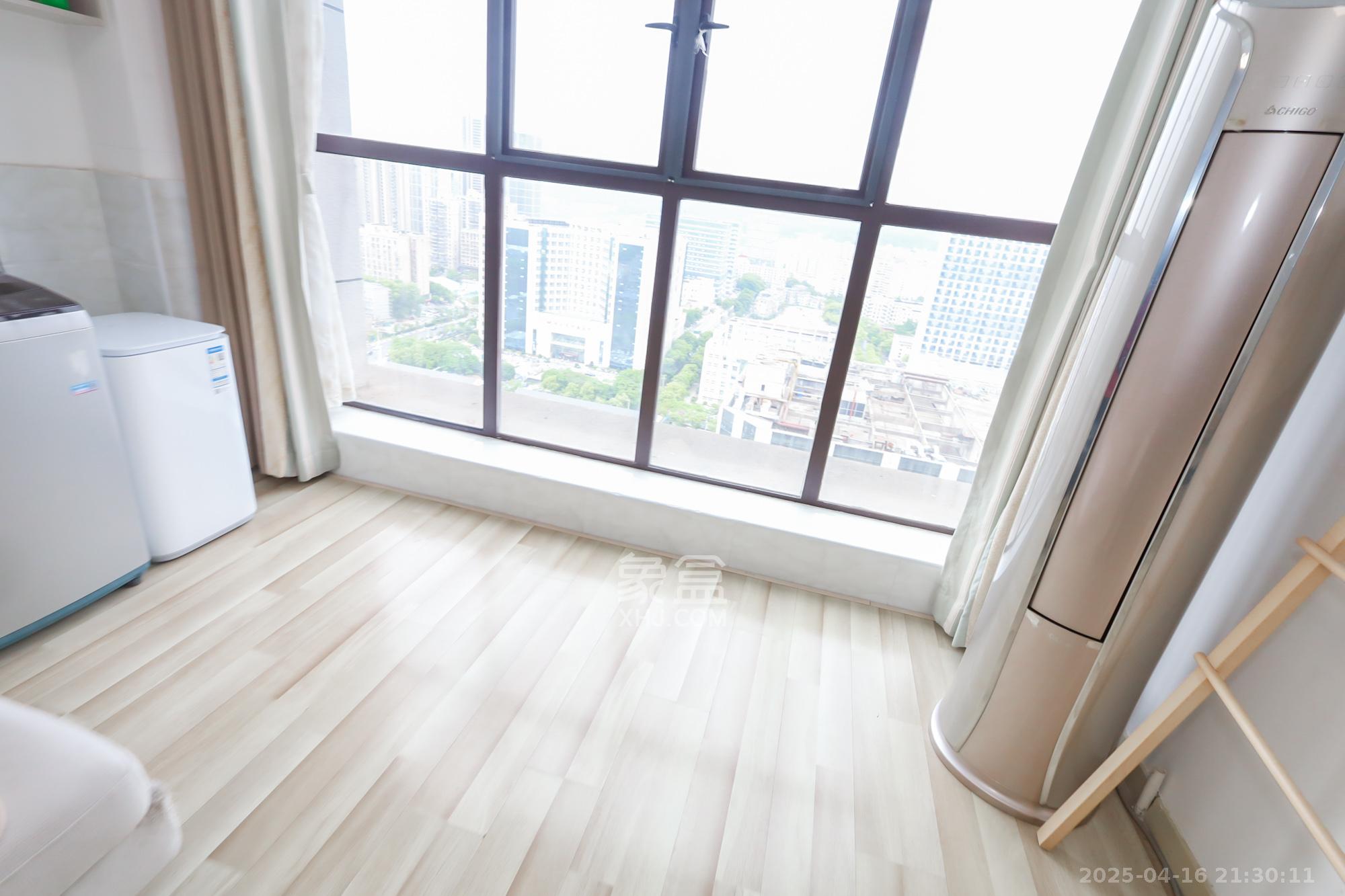 湘腾城市广场 2室2厅1卫 88.8万 湘腾城市广场 2室2厅1卫 88.8万阳台