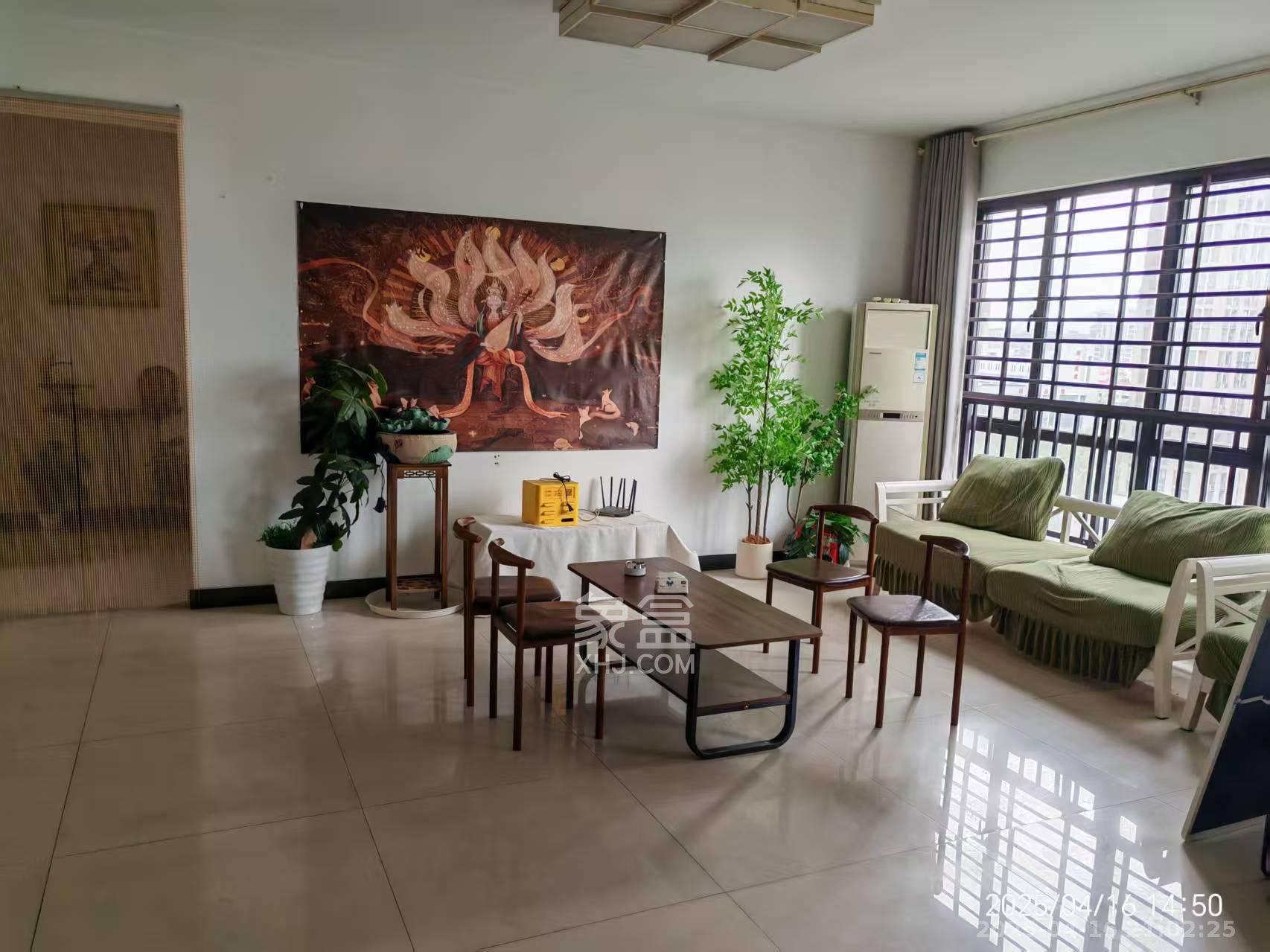 湘腾城市广场 3室2厅1卫 3200.0元/月 湘腾城市广场 3室2厅1卫 3200.0元/月小区图