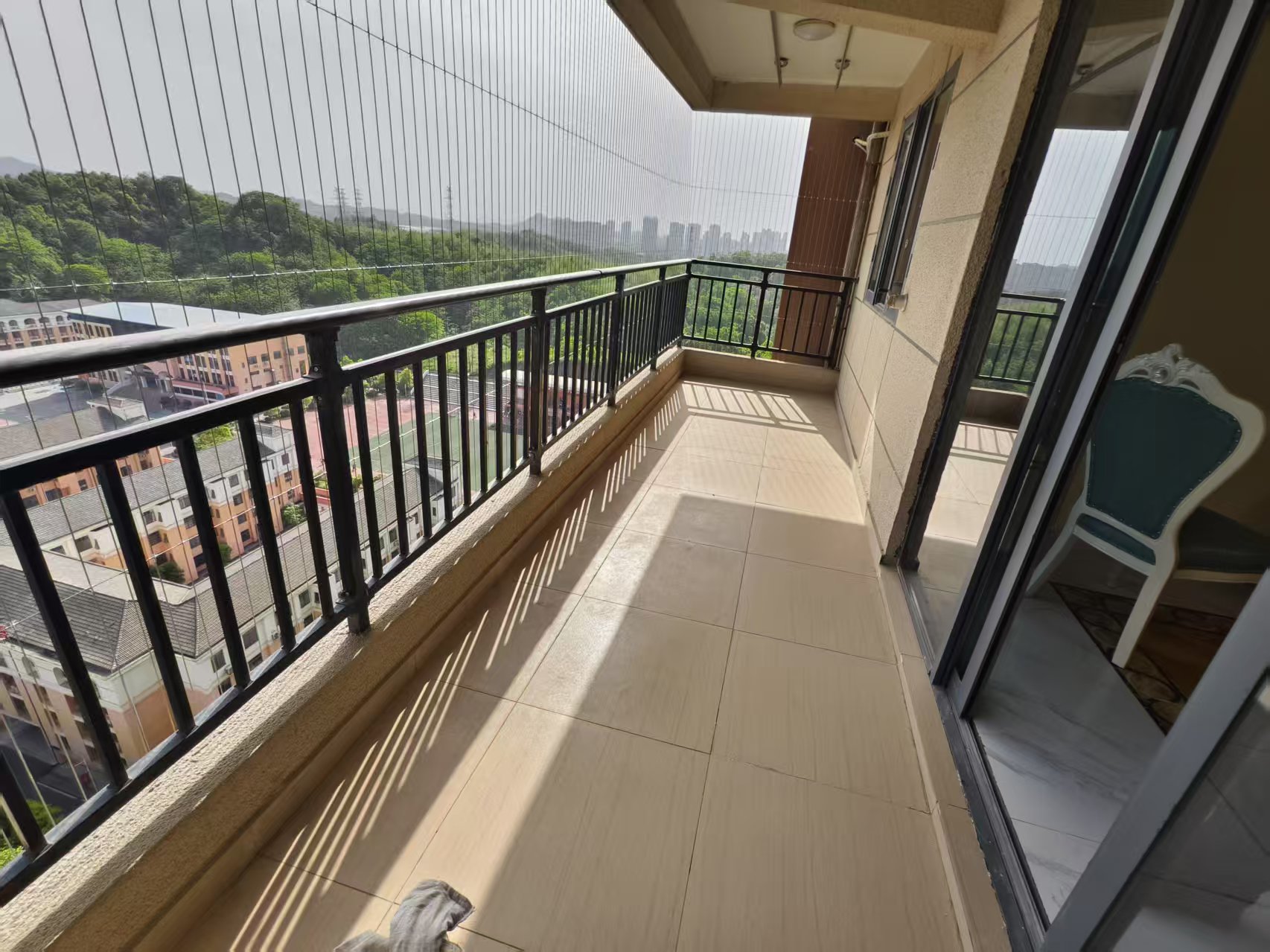 碧桂园梓山府 4室2厅2卫 2500.0元/月 碧桂园梓山府 4室2厅2卫 2500.0元/月室内图