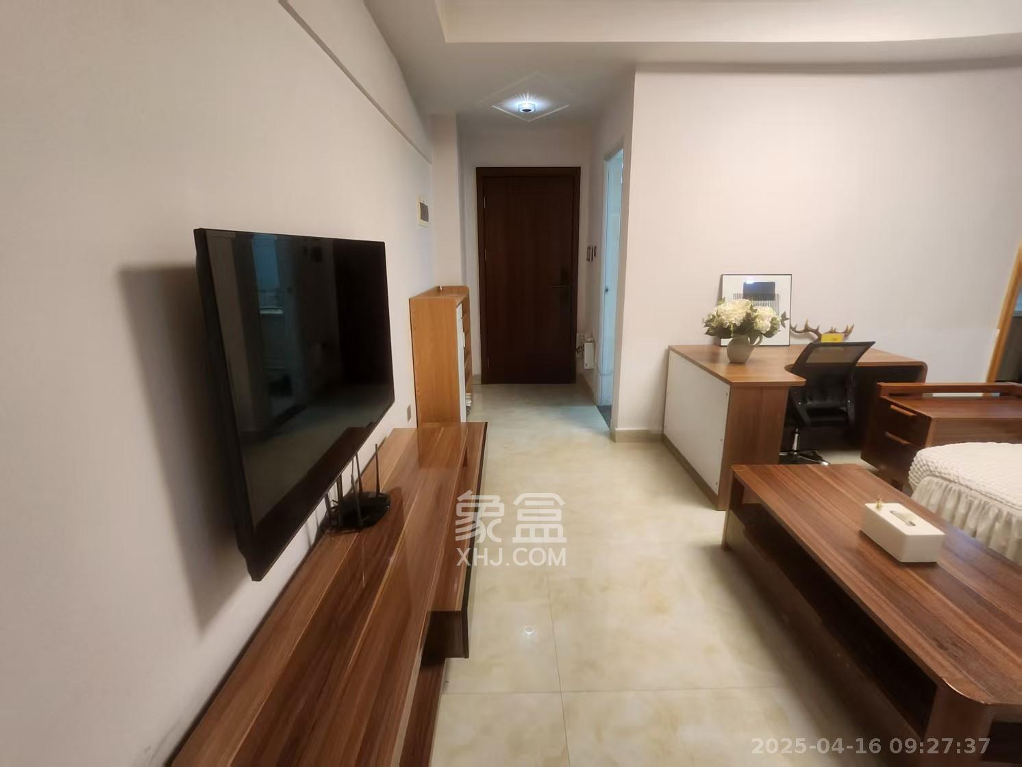 东怡外国(南湖一号)  2室1厅1卫    2600.0元/月 东怡外国(南湖一号)  2室1厅1卫    2600.0元/月室内图