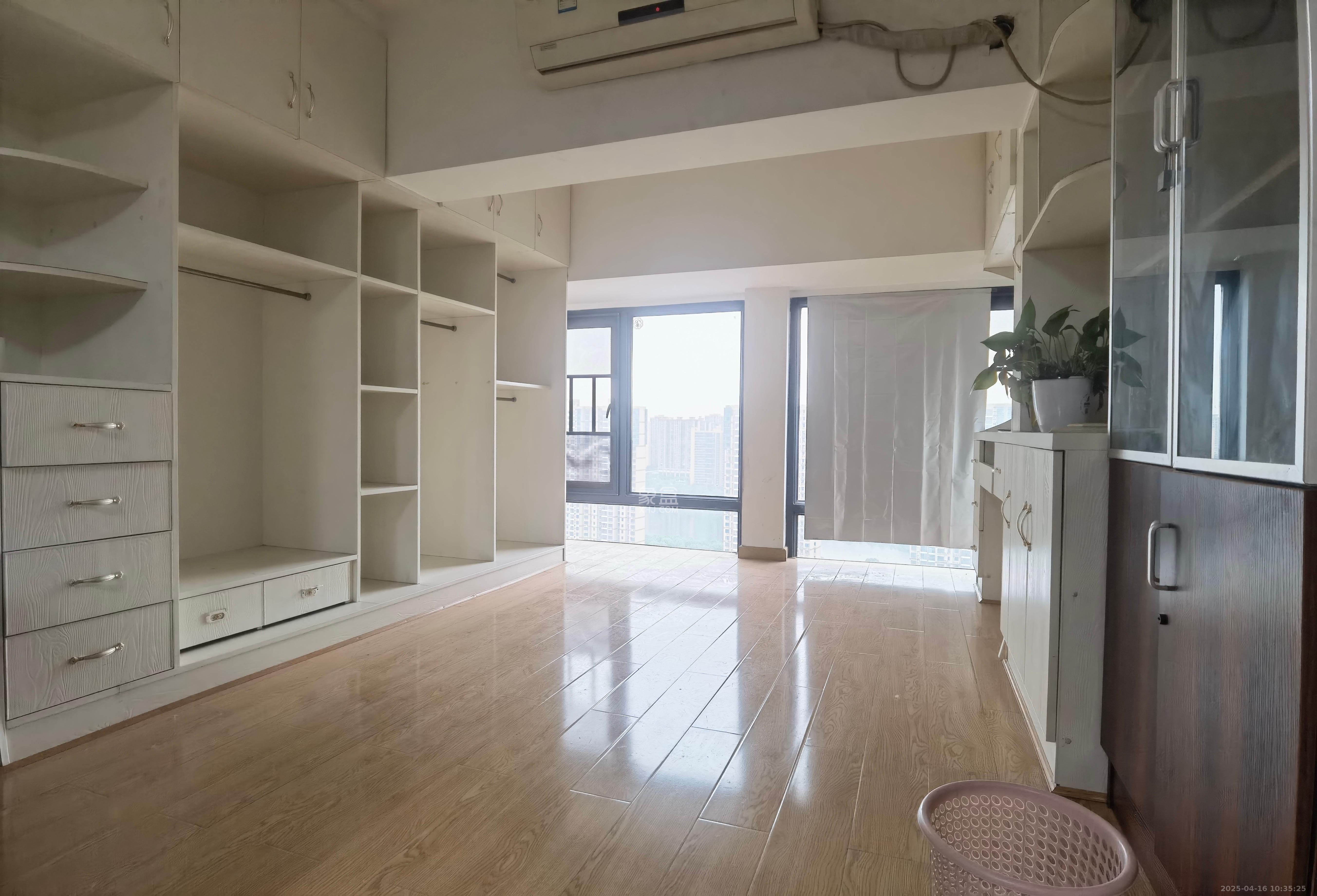 长城万富汇  2室1厅1卫   2300.00元/月室内图