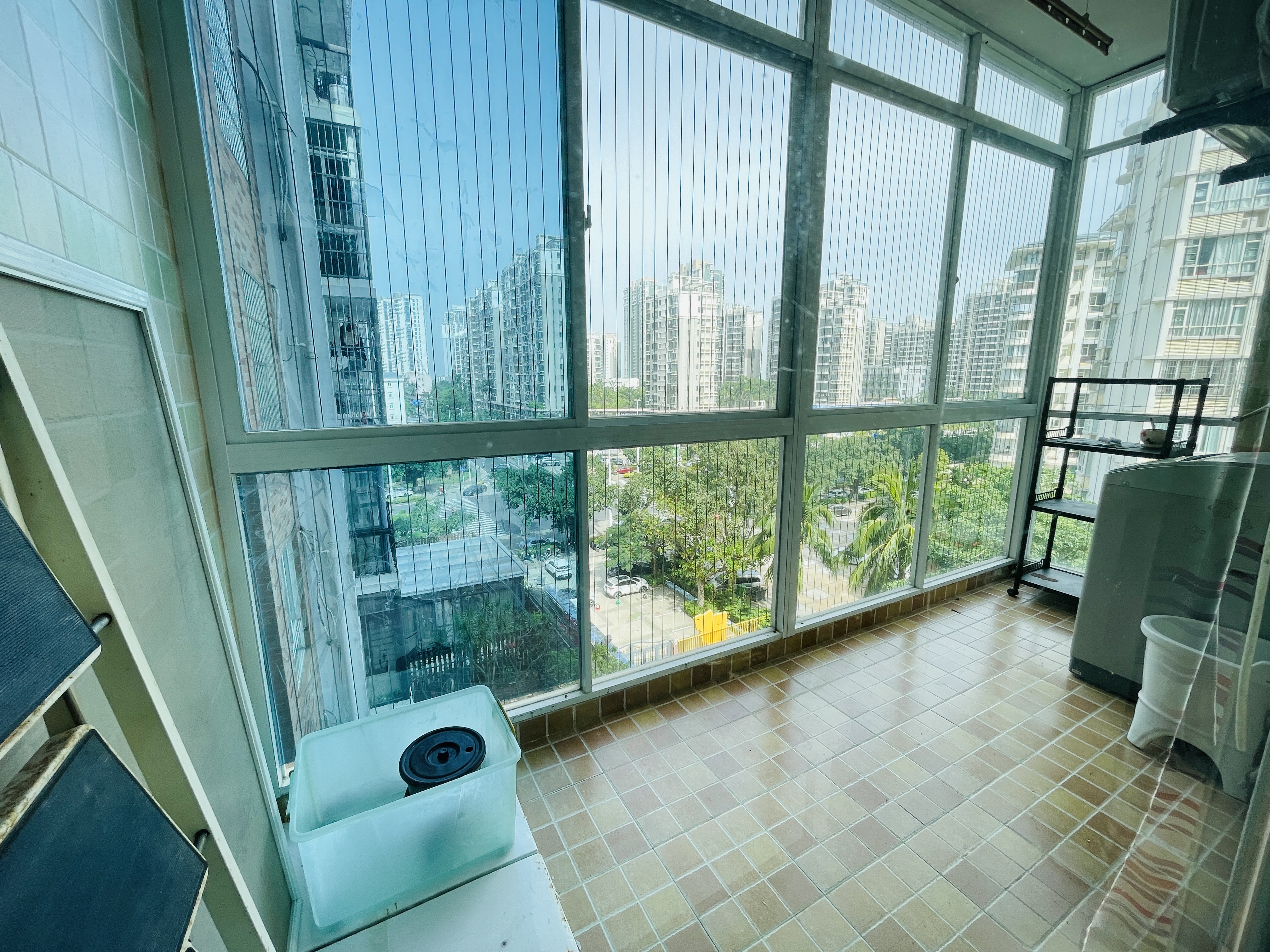 兆南绿岛家园 1室1厅1卫 2000.0元/月 兆南绿岛家园 1室1厅1卫 2000.0元/月室内图