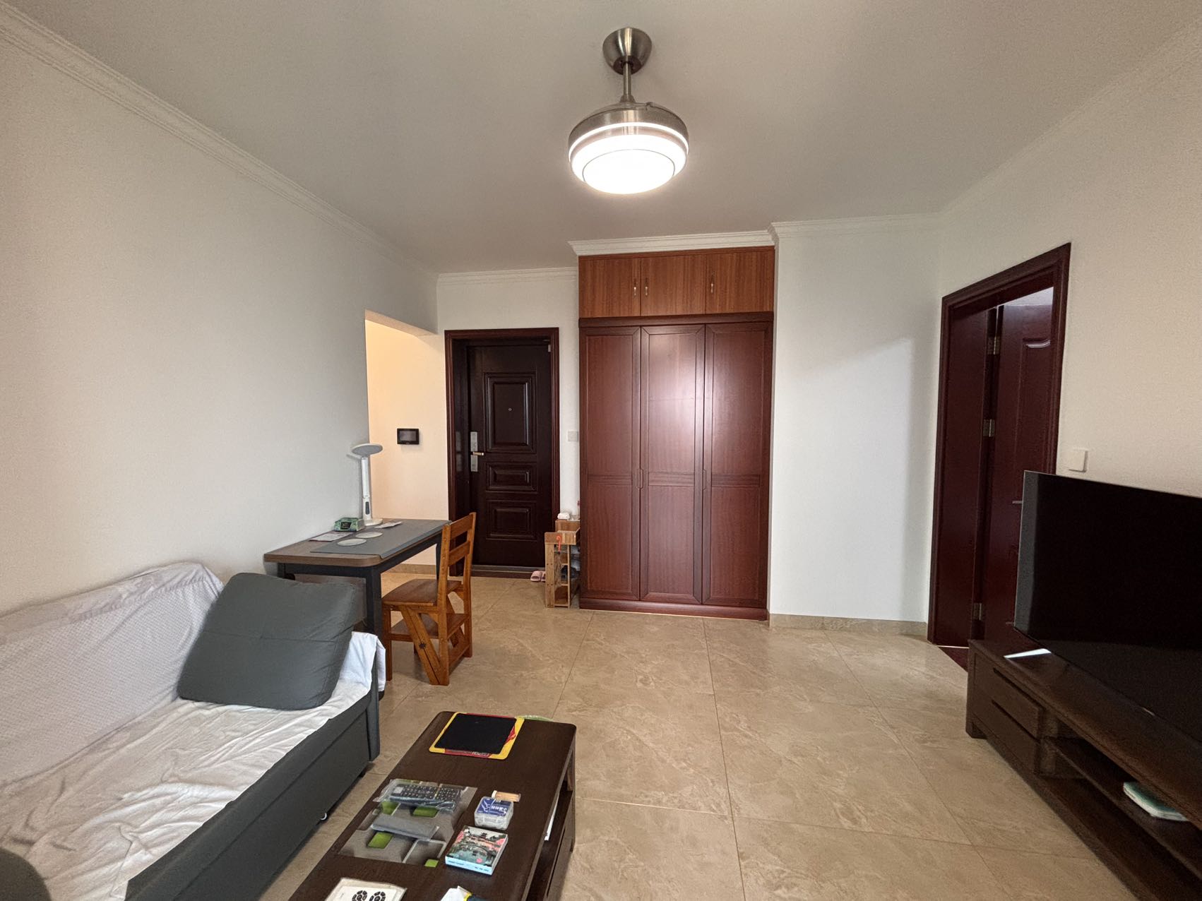 滨海新天地 1室1厅1卫 80.0万 滨海新天地 1室1厅1卫 80.0万客厅