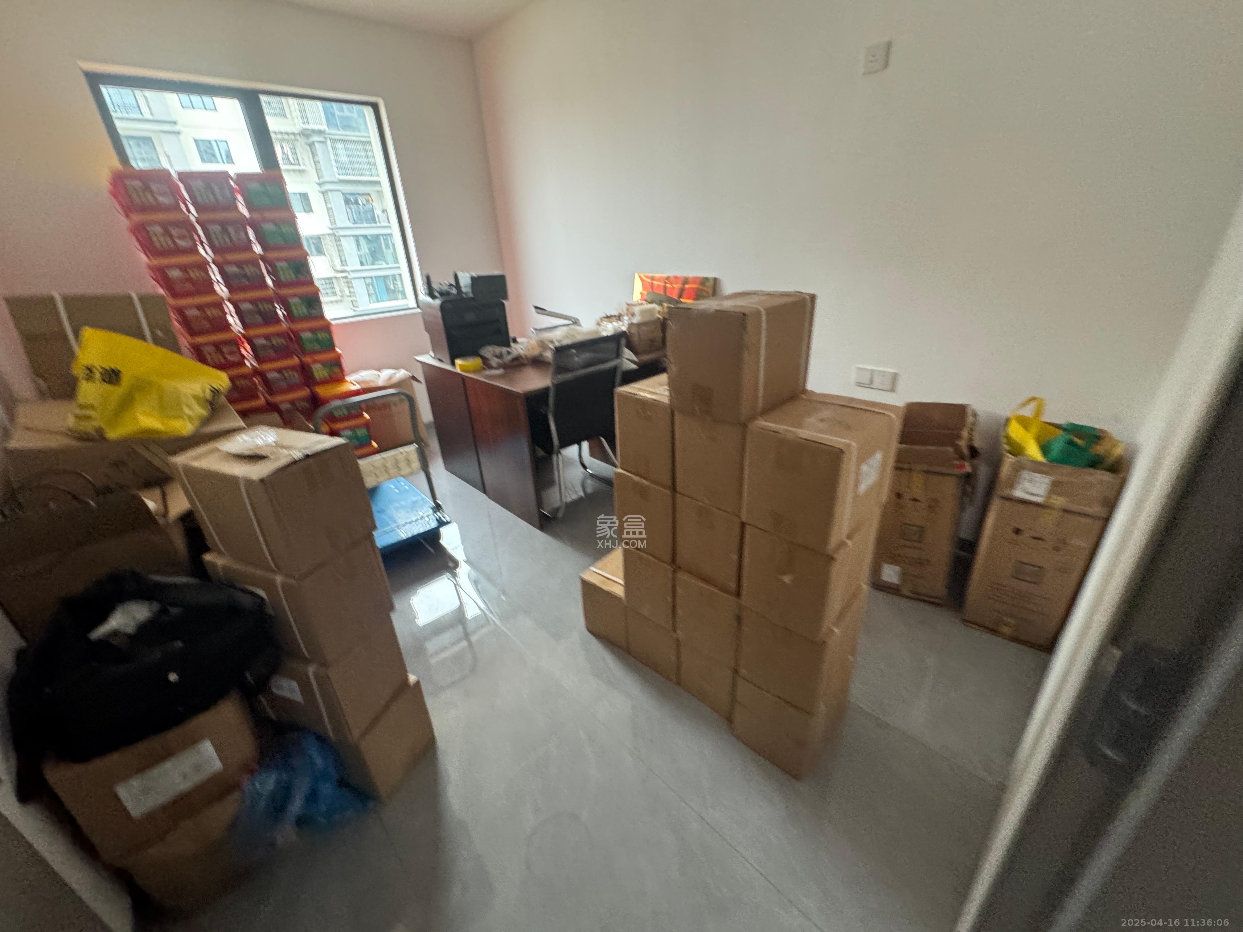 旭日嘉苑  3室2厅2卫   3200.00元/月室内图