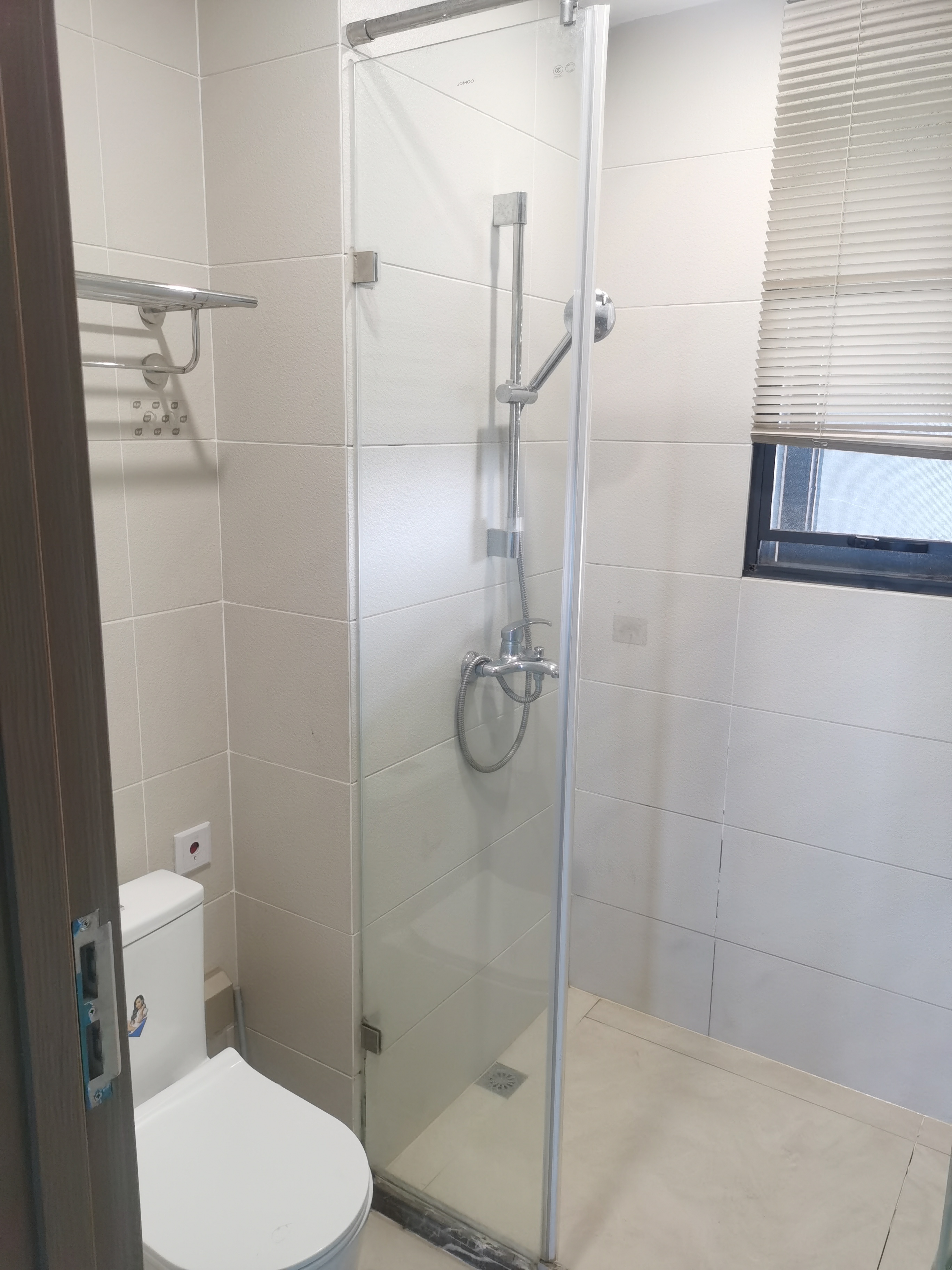 融创观澜湖公园壹号四期  4室2厅2卫    3500.0元/月 融创观澜湖公园壹号四期  4室2厅2卫    3500.0元/月室内图