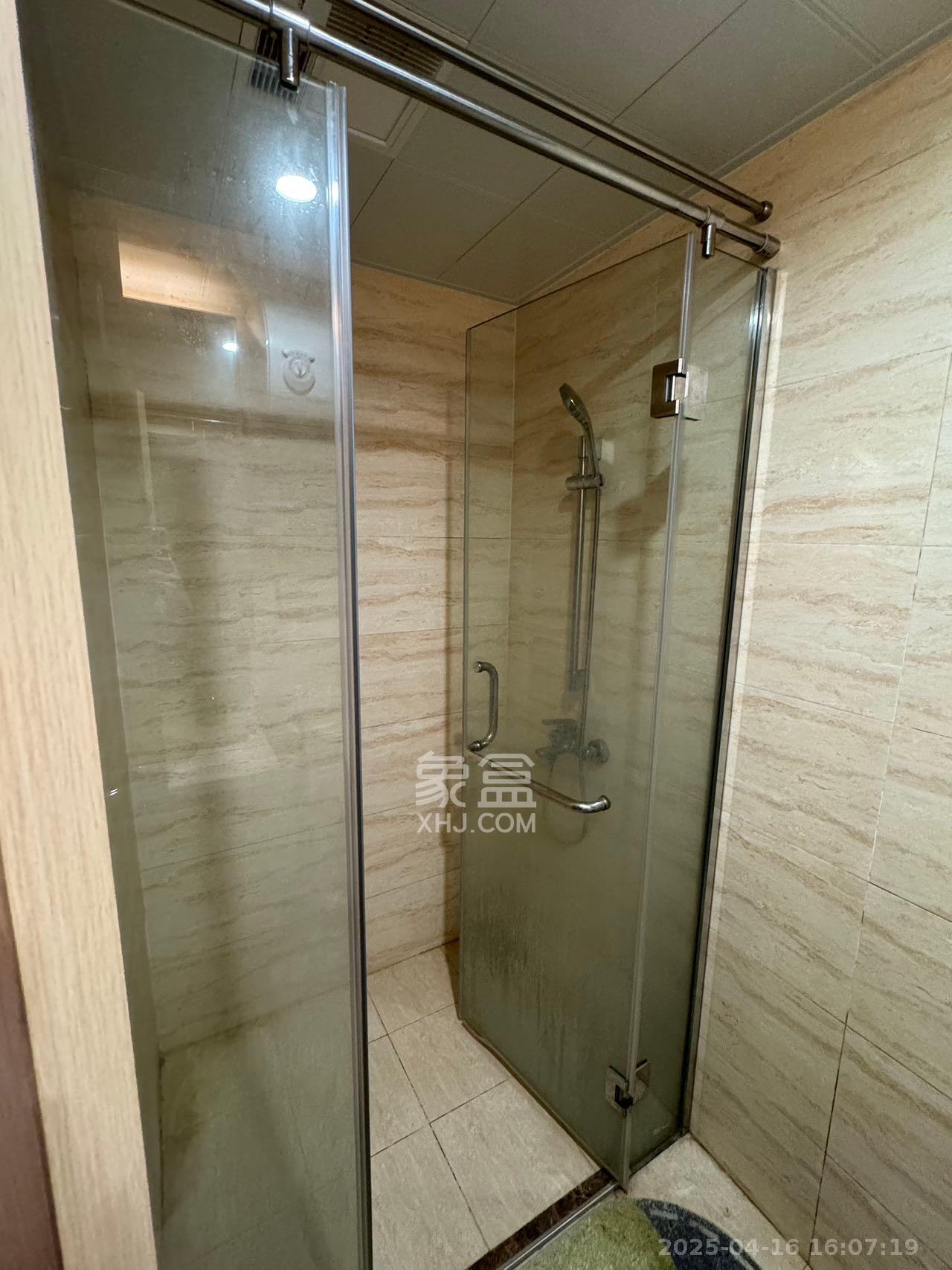 君合天玺 1室1厅1卫 1400.0元/月 君合天玺 1室1厅1卫 1400.0元/月室内图