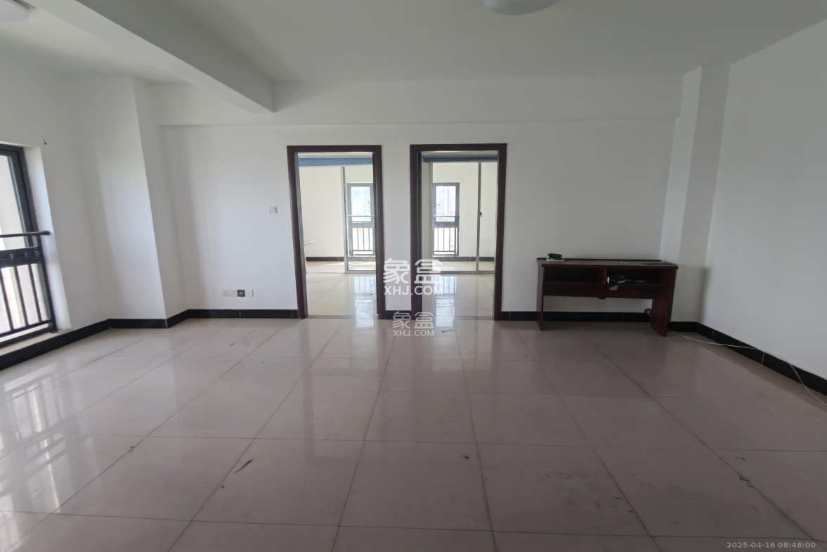 星大峰汇商务楼 2室1厅1卫 2500.0元/月 星大峰汇商务楼 2室1厅1卫 2500.0元/月室内图