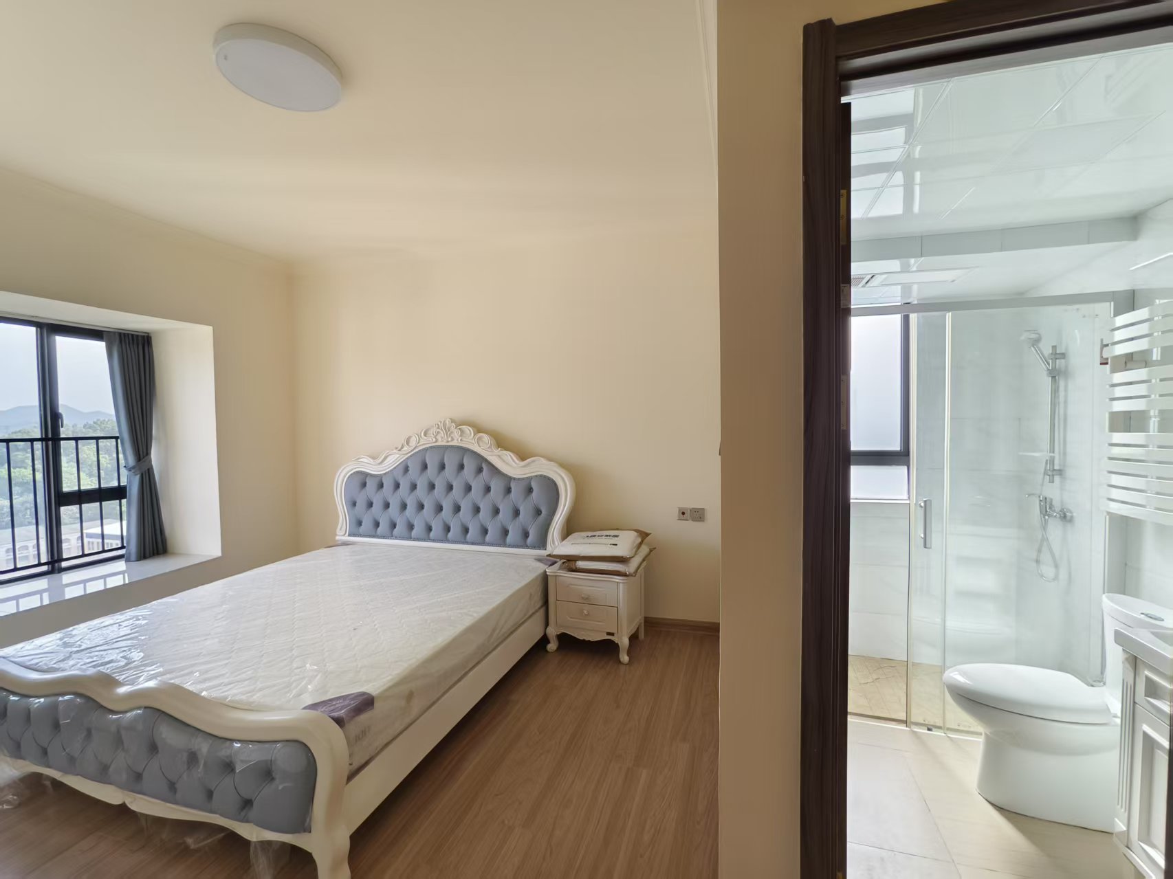 碧桂园梓山府 4室2厅2卫 2500.0元/月 碧桂园梓山府 4室2厅2卫 2500.0元/月室内图