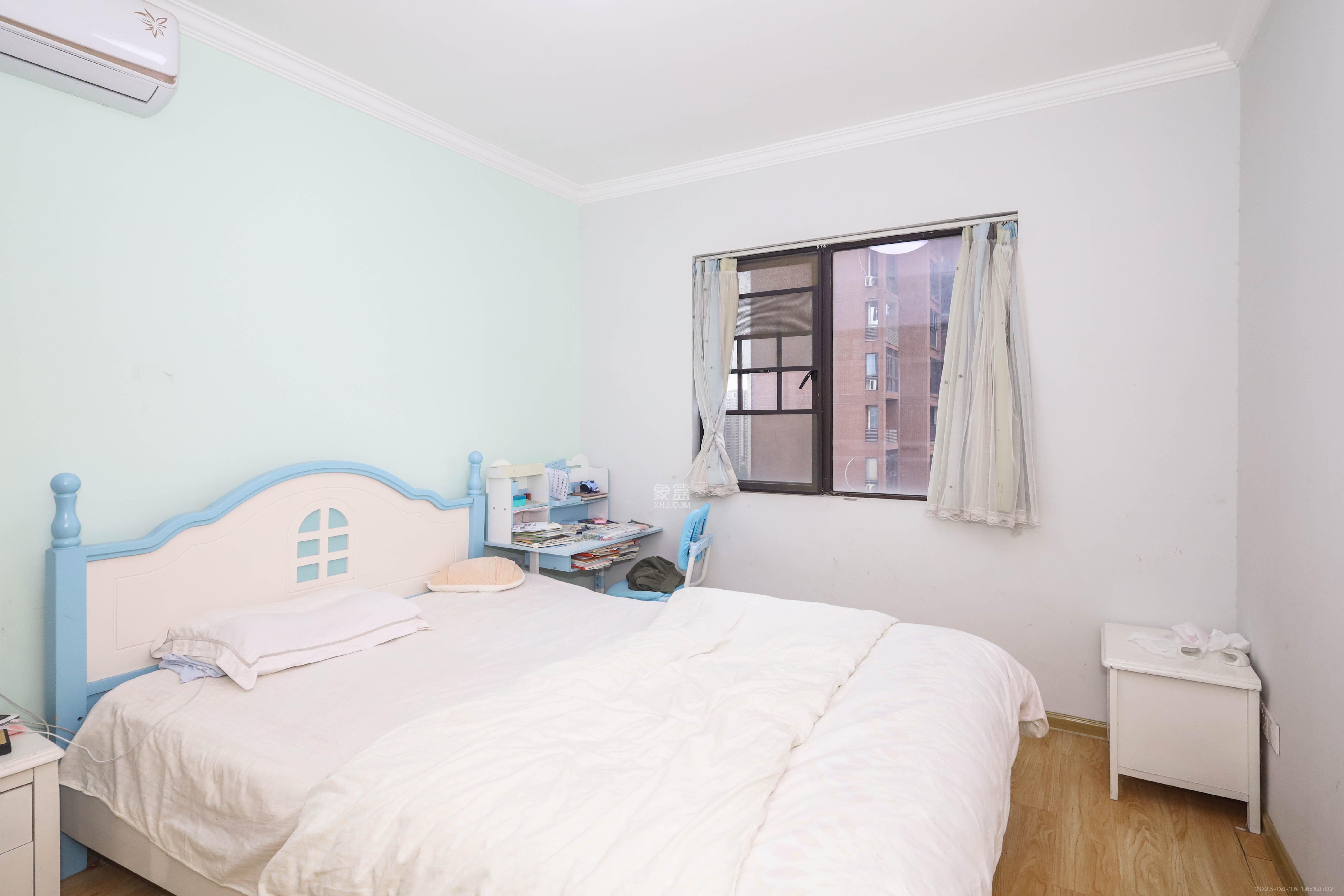 中冶中央公园  3室2厅1卫    115.0万 中冶中央公园  3室2厅1卫    115.0万卧室