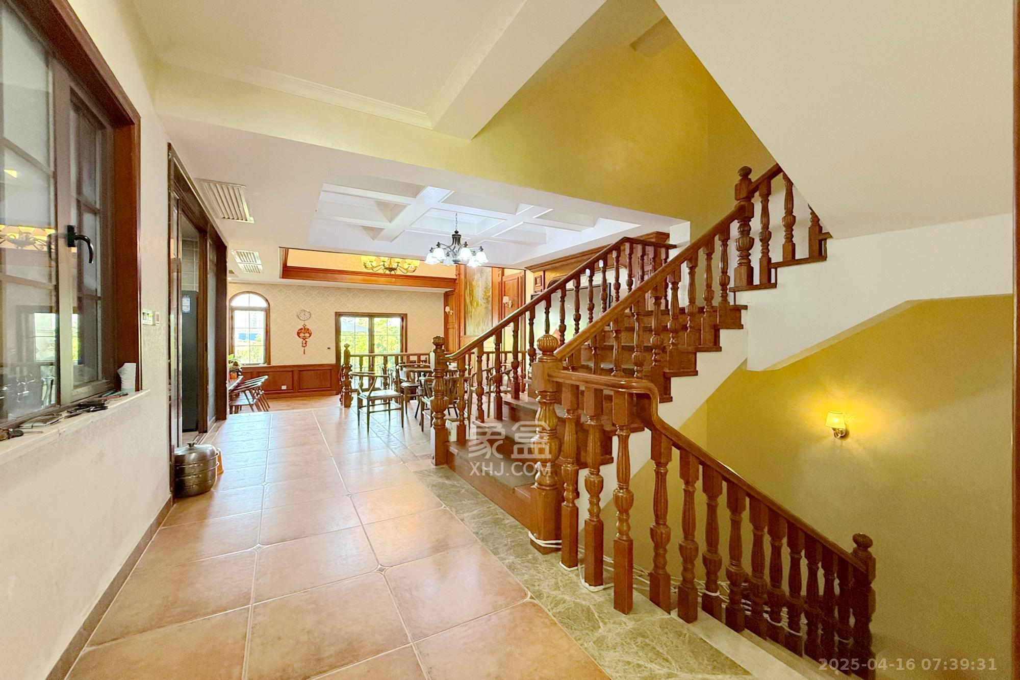 金地三千府(金地湖山樾、金地自在城) 5室3厅4卫 498.0万 金地三千府(金地湖山樾、金地自在城) 5室3厅4卫 498.0万其他