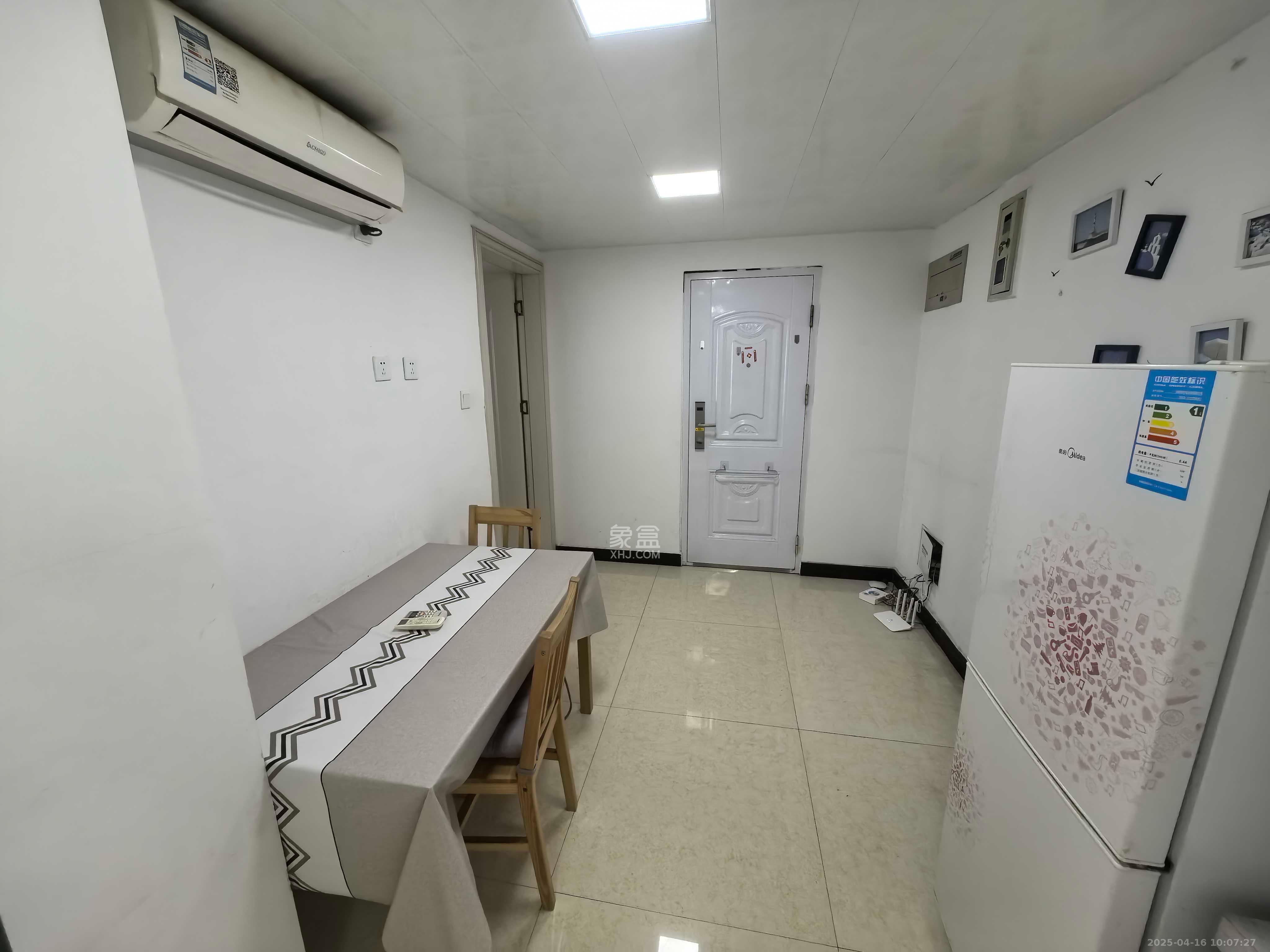 北辰三角洲E3区 1室2厅1卫 2000.0元/月 北辰三角洲E3区 1室2厅1卫 2000.0元/月室内图