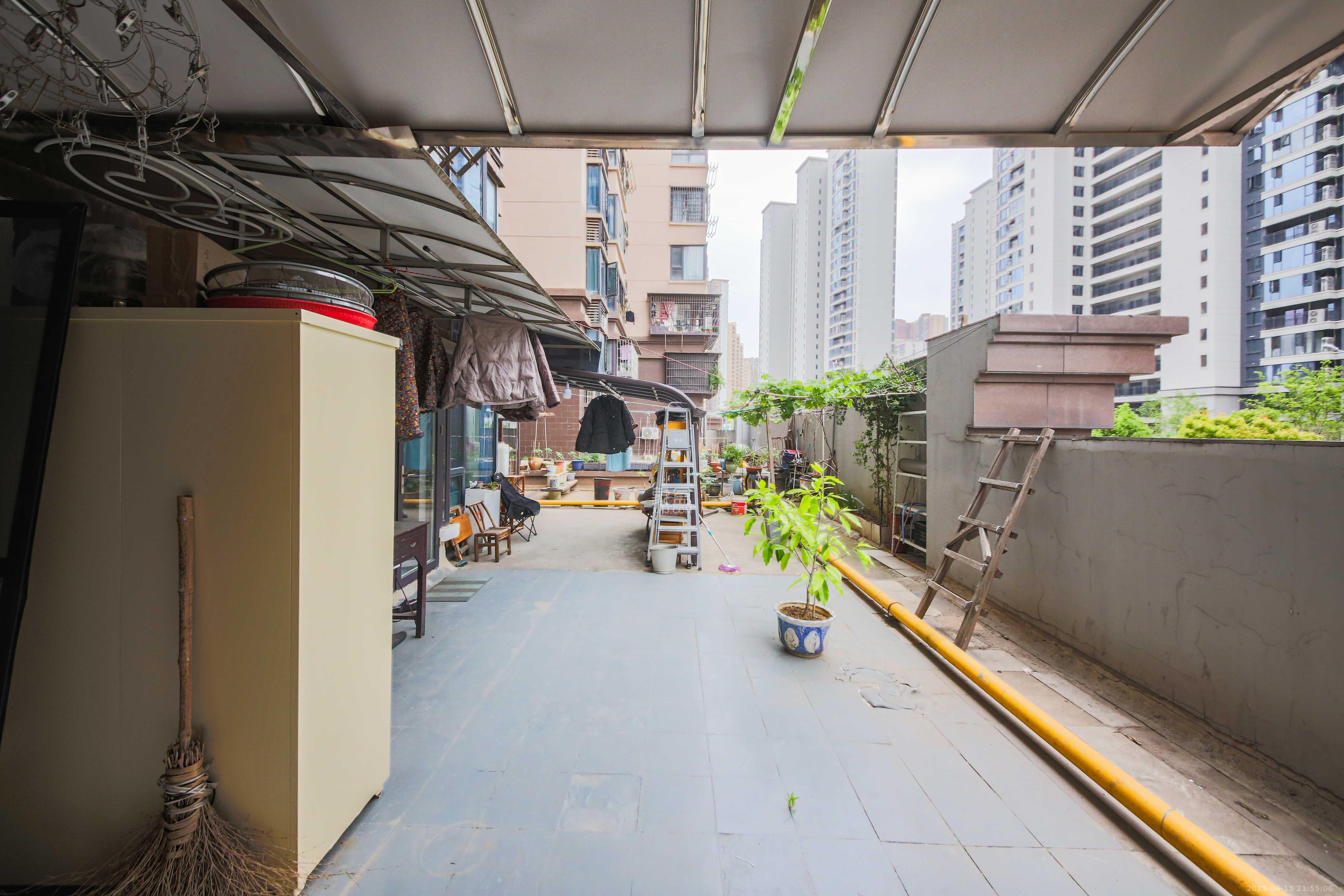 新新花园  2室2厅1卫    85.0万其他