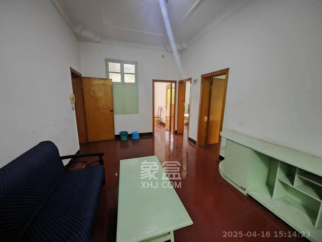 省水院宿舍 1室2厅1卫 2000.0元/月 省水院宿舍 1室2厅1卫 2000.0元/月室内图