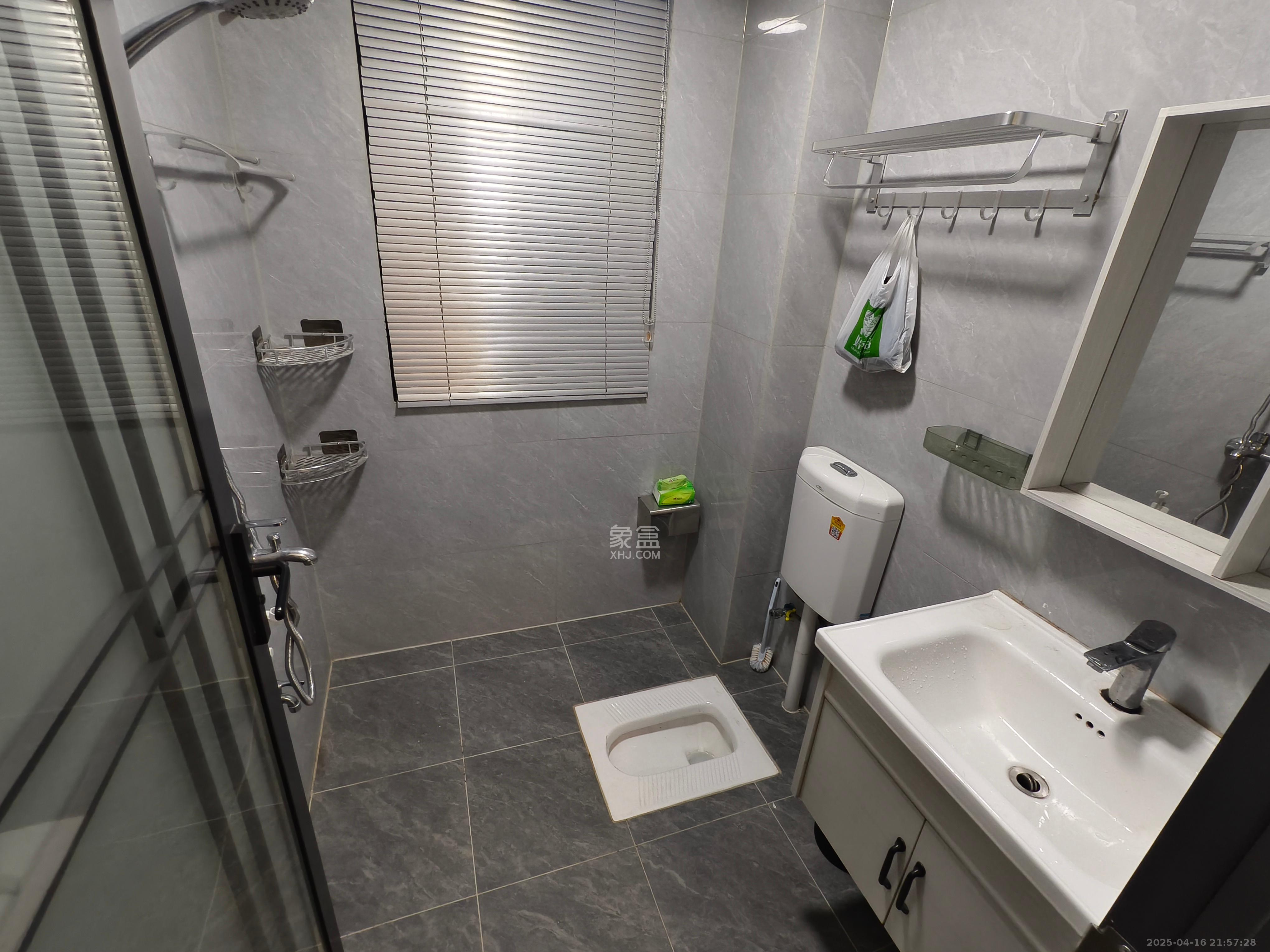 长房东旭国际 3室2厅2卫 3000.0元/月 长房东旭国际 3室2厅2卫 3000.0元/月室内图