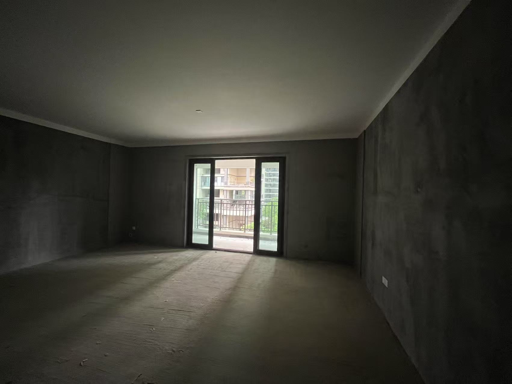 建发央著(悦发央著) 4室2厅3卫 130.0万 建发央著(悦发央著) 4室2厅3卫 130.0万室内图