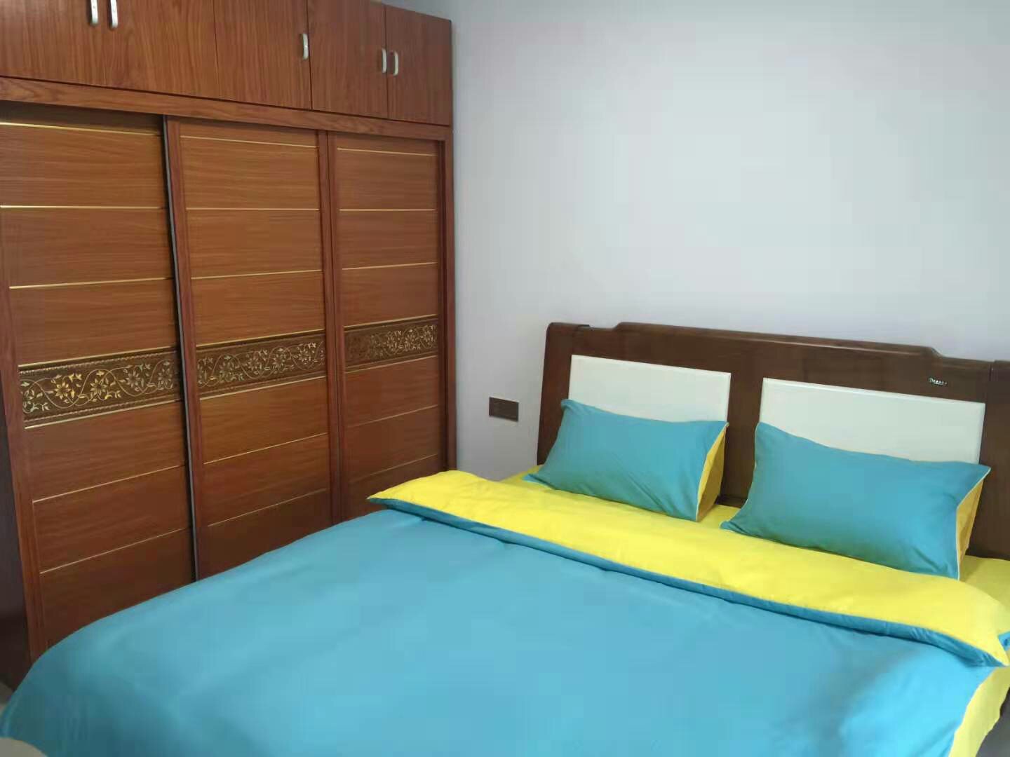 华天城小区 2室2厅1卫 1700.0元/月 华天城小区 2室2厅1卫 1700.0元/月室内图