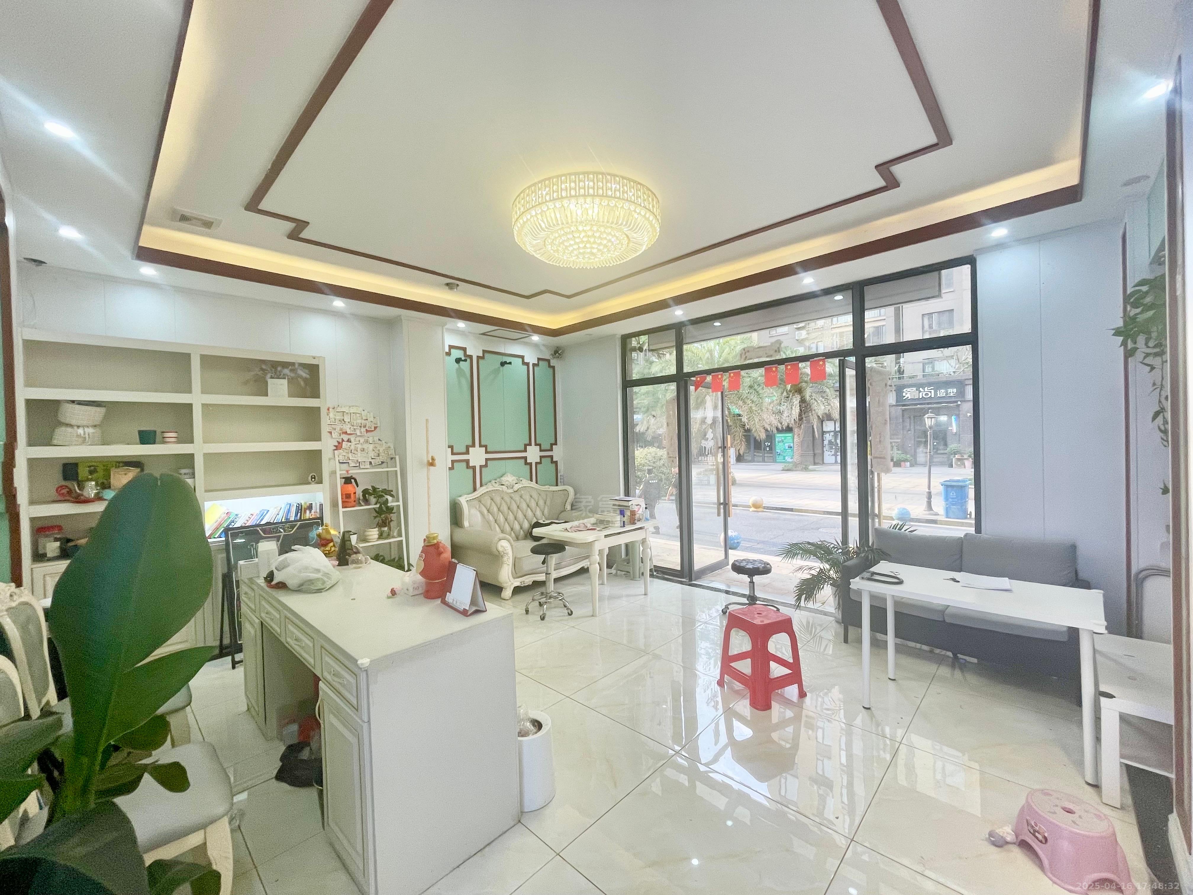 九八缔景城 1室1厅1卫 3500.0元/月 九八缔景城 1室1厅1卫 3500.0元/月室内图