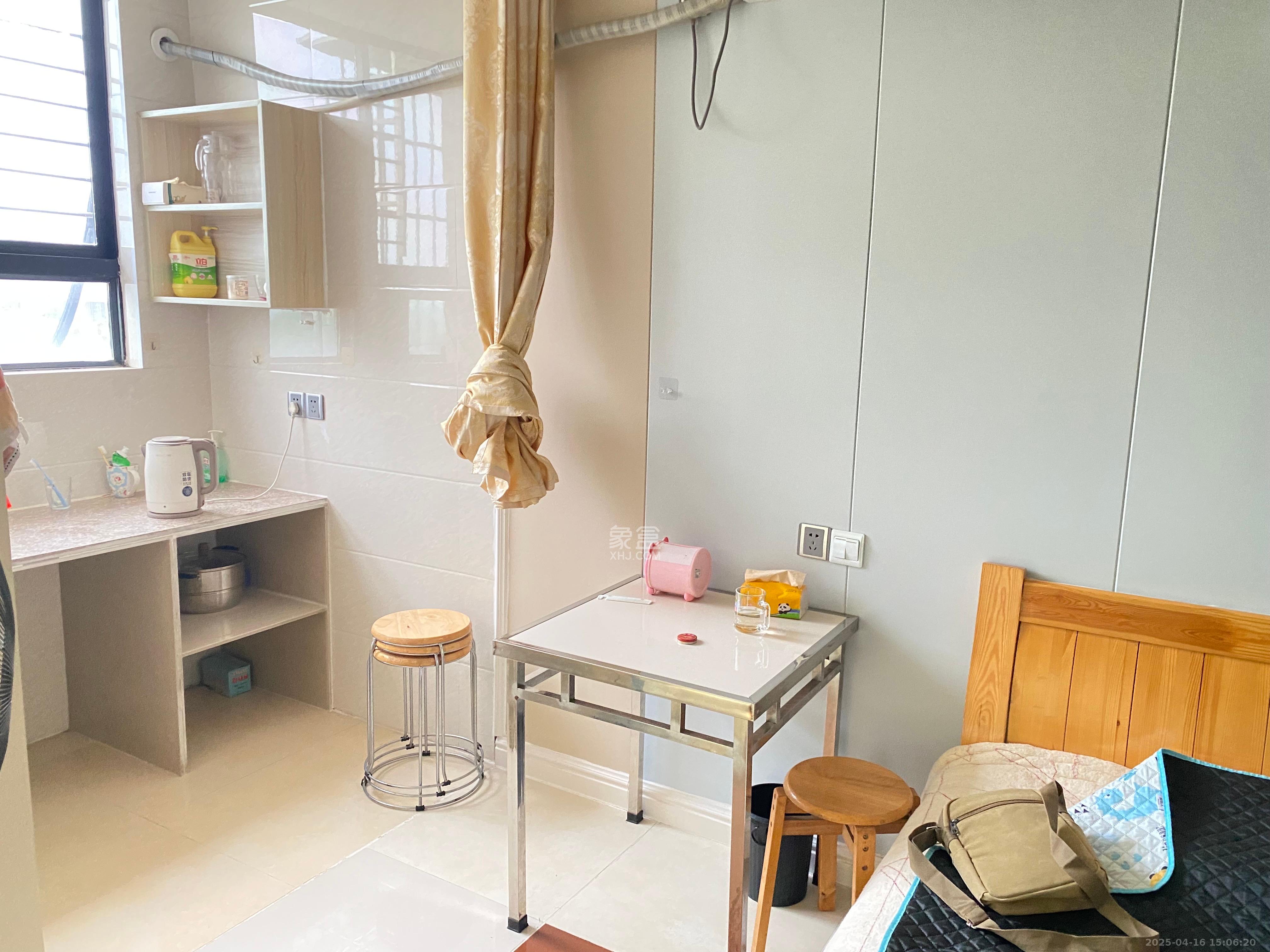 海棠北路散盘  1室1厅1卫    600.0元/月 海棠北路散盘  1室1厅1卫    600.0元/月室内图