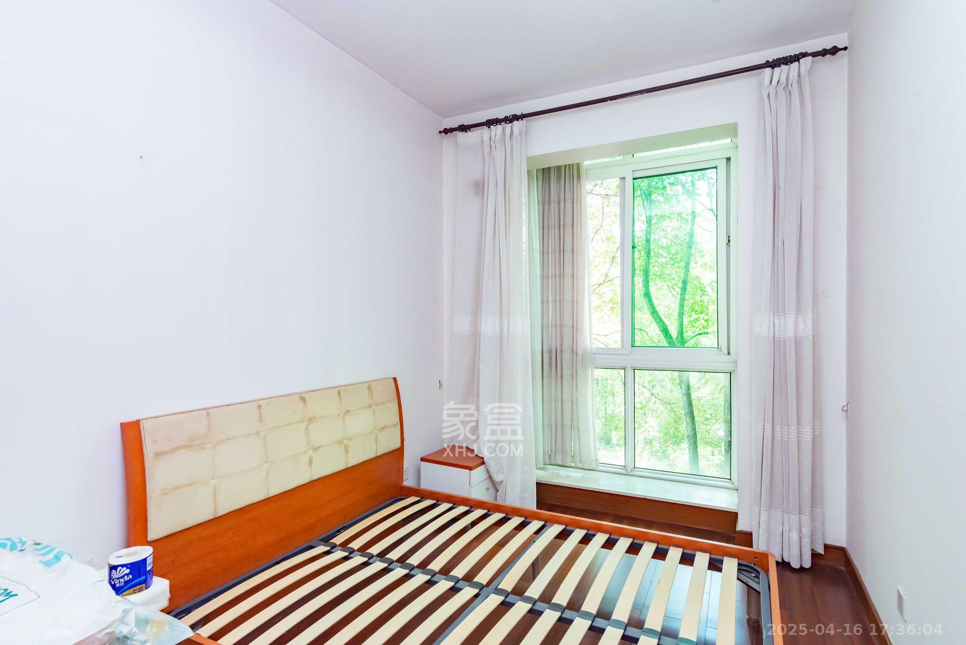 骏豪花园 1室0厅0卫 2400.0元/月 骏豪花园 1室0厅0卫 2400.0元/月室内图